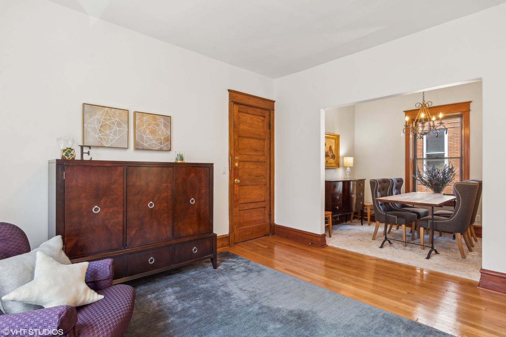 3146 W Medill Avenue Unit: 2E
