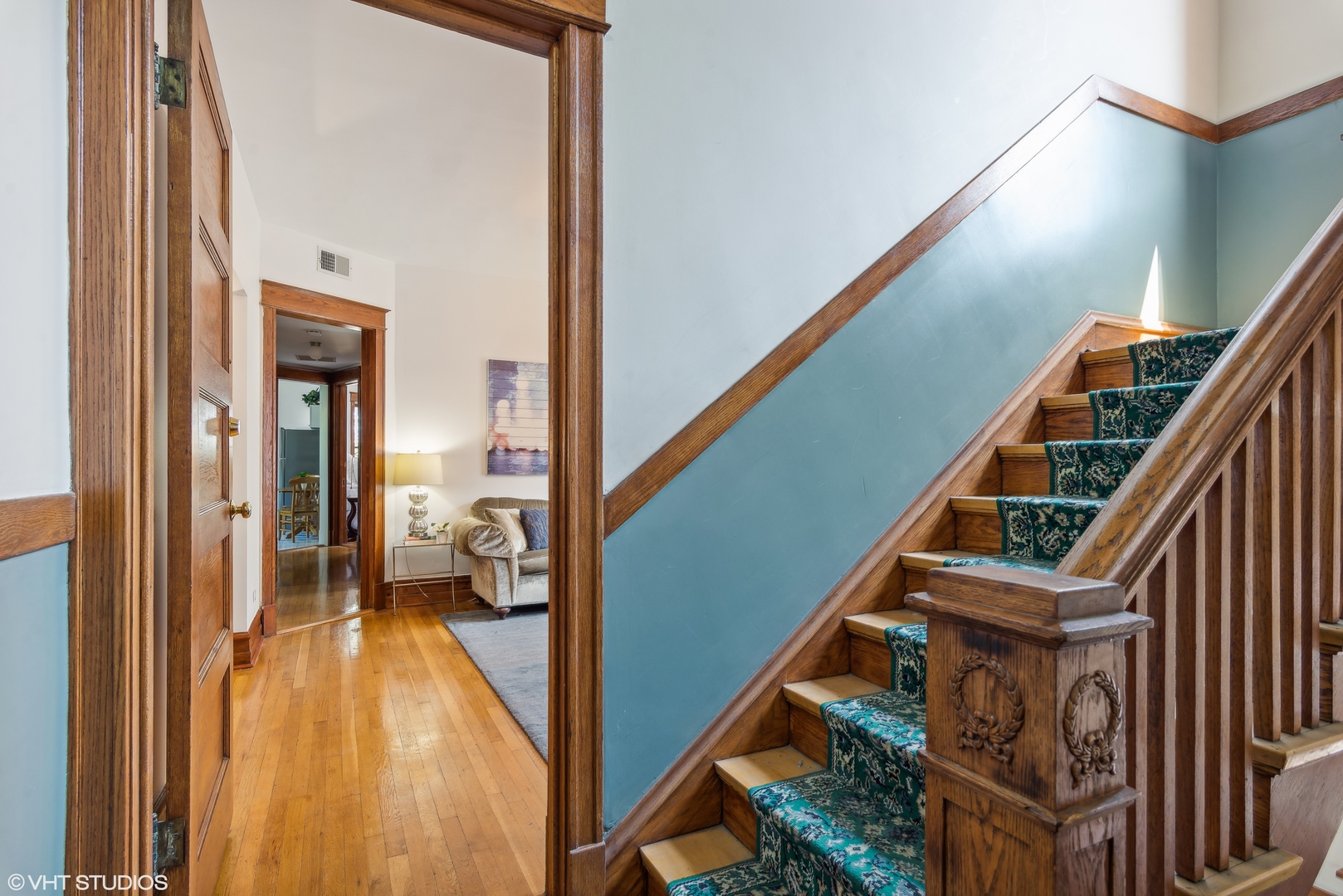 3146 W Medill Avenue Unit: 2E