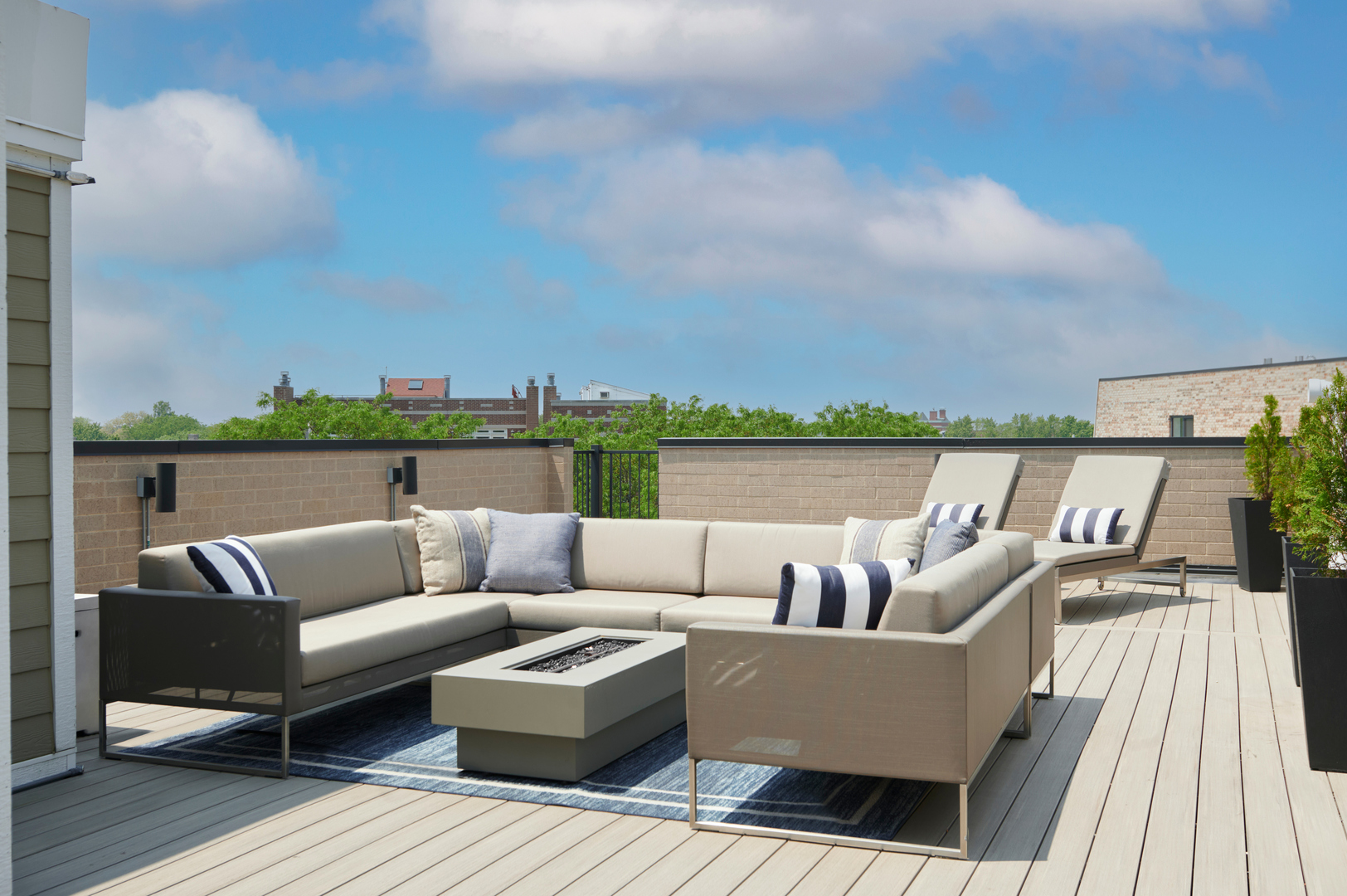 3828 N Racine Avenue Unit: 3