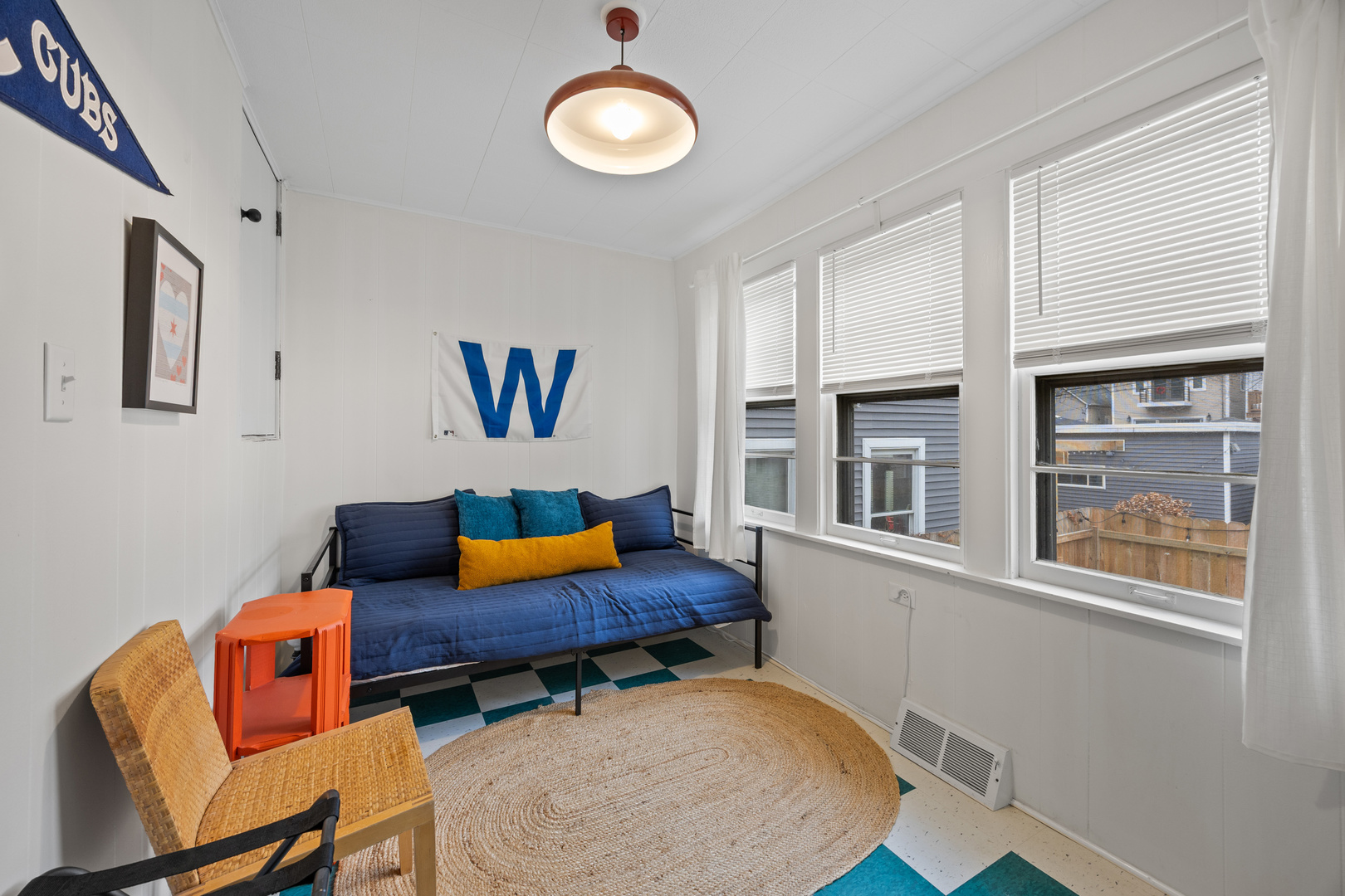 2148 W Belle Plaine Avenue Unit: 1