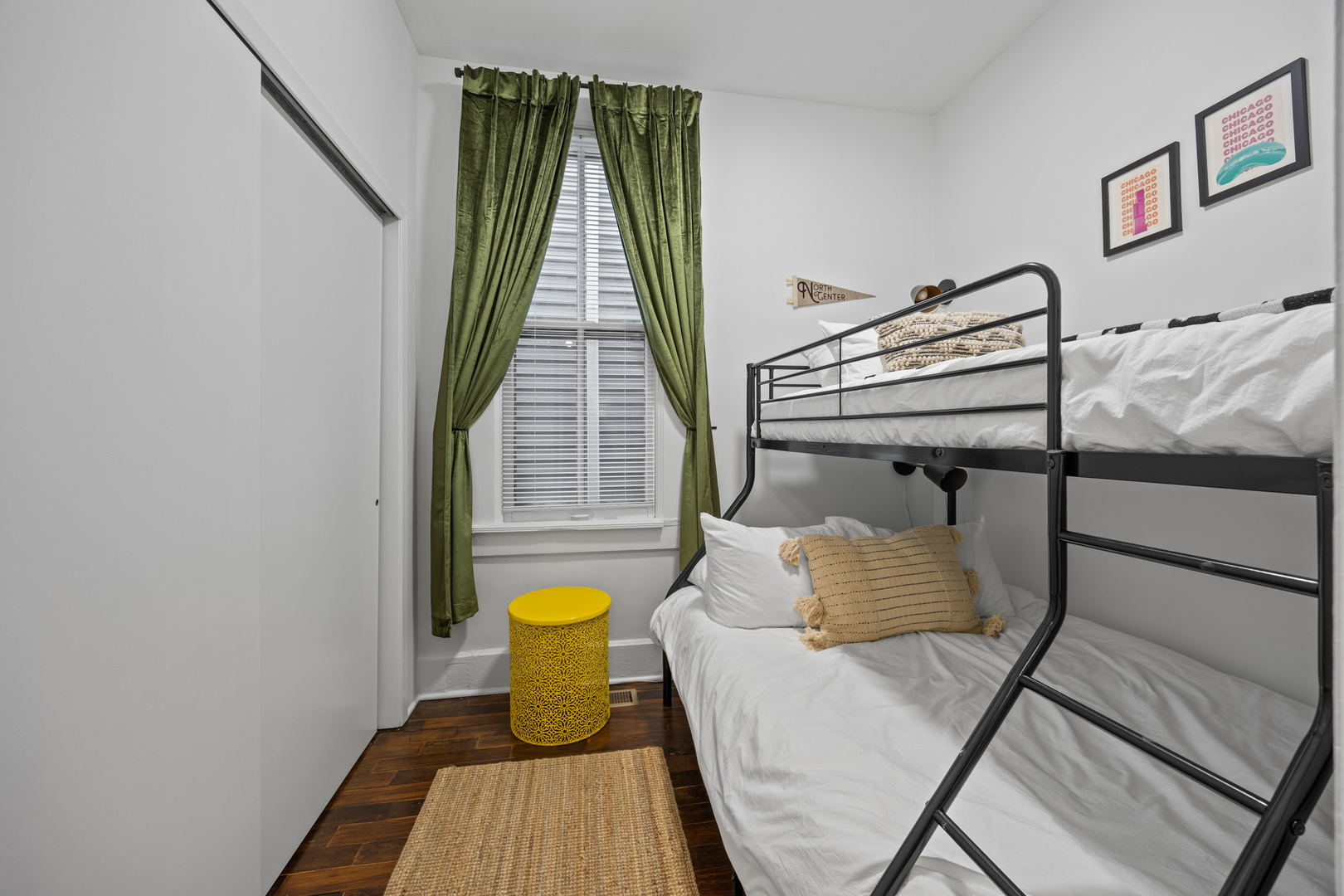 2148 W Belle Plaine Avenue Unit: 1