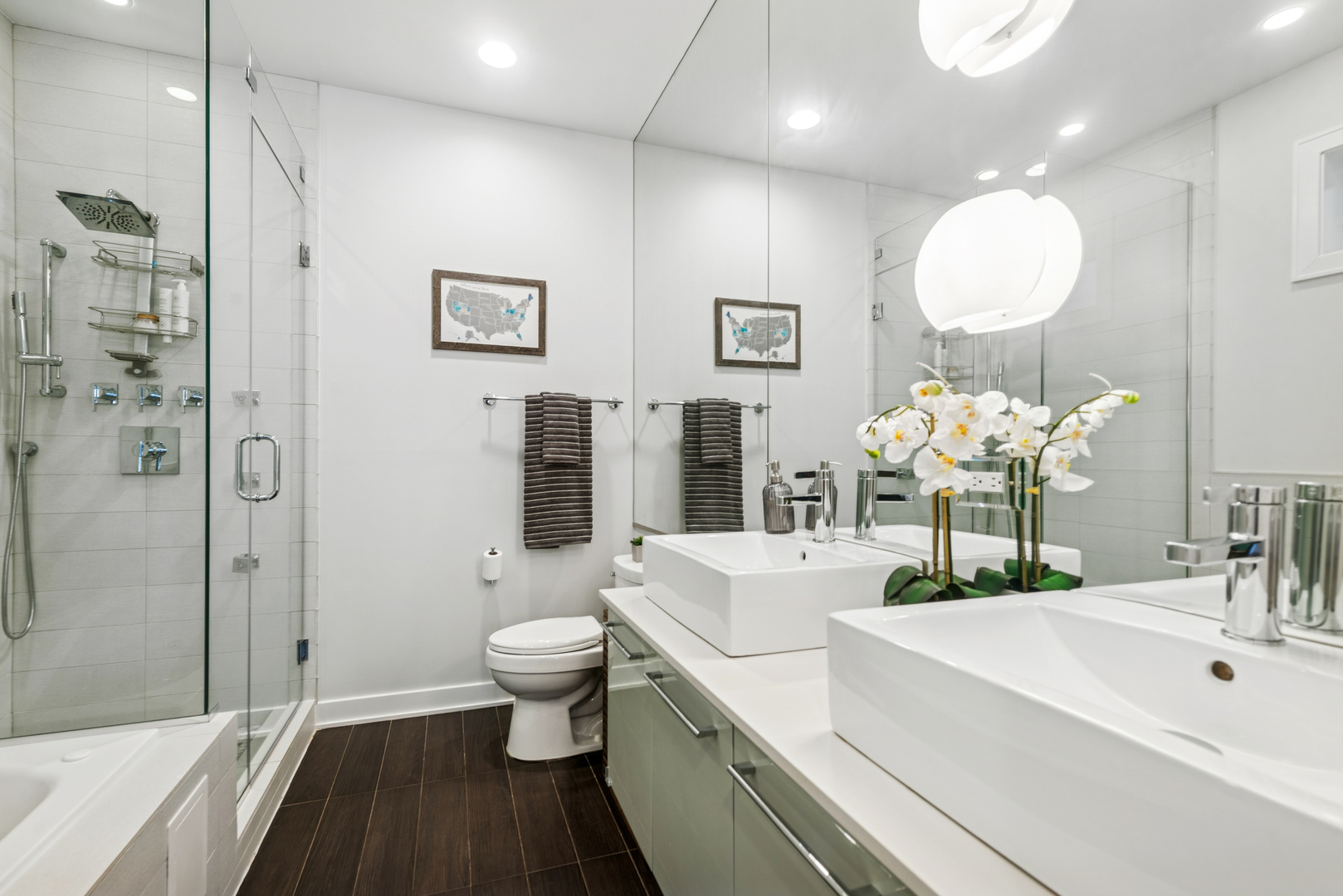 2521 N Ashland Avenue Unit: 2S