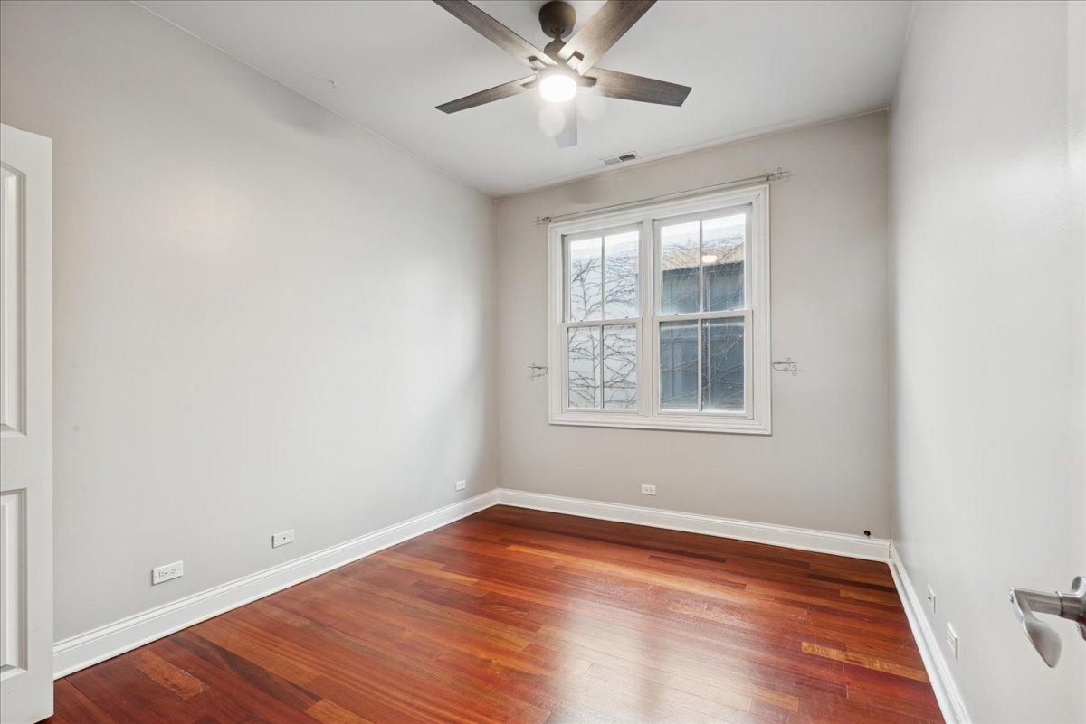 2239 N Lister Avenue Unit: 402