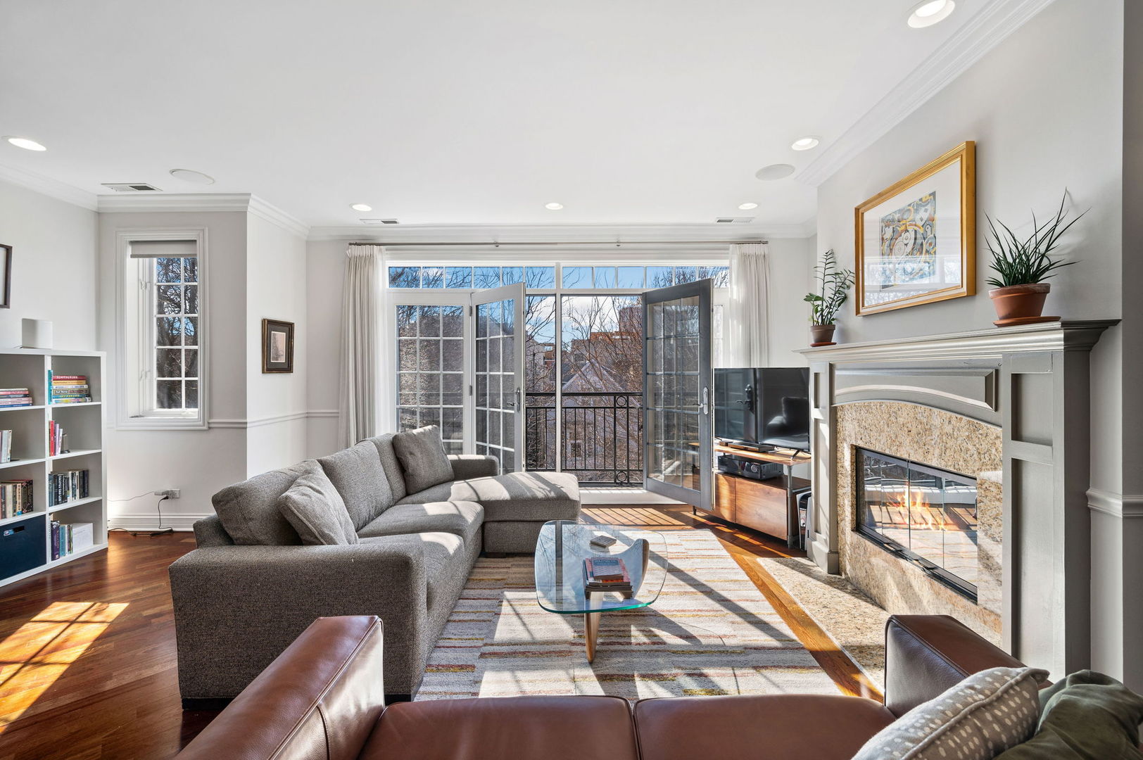 840 W Roscoe Street Unit: 4W