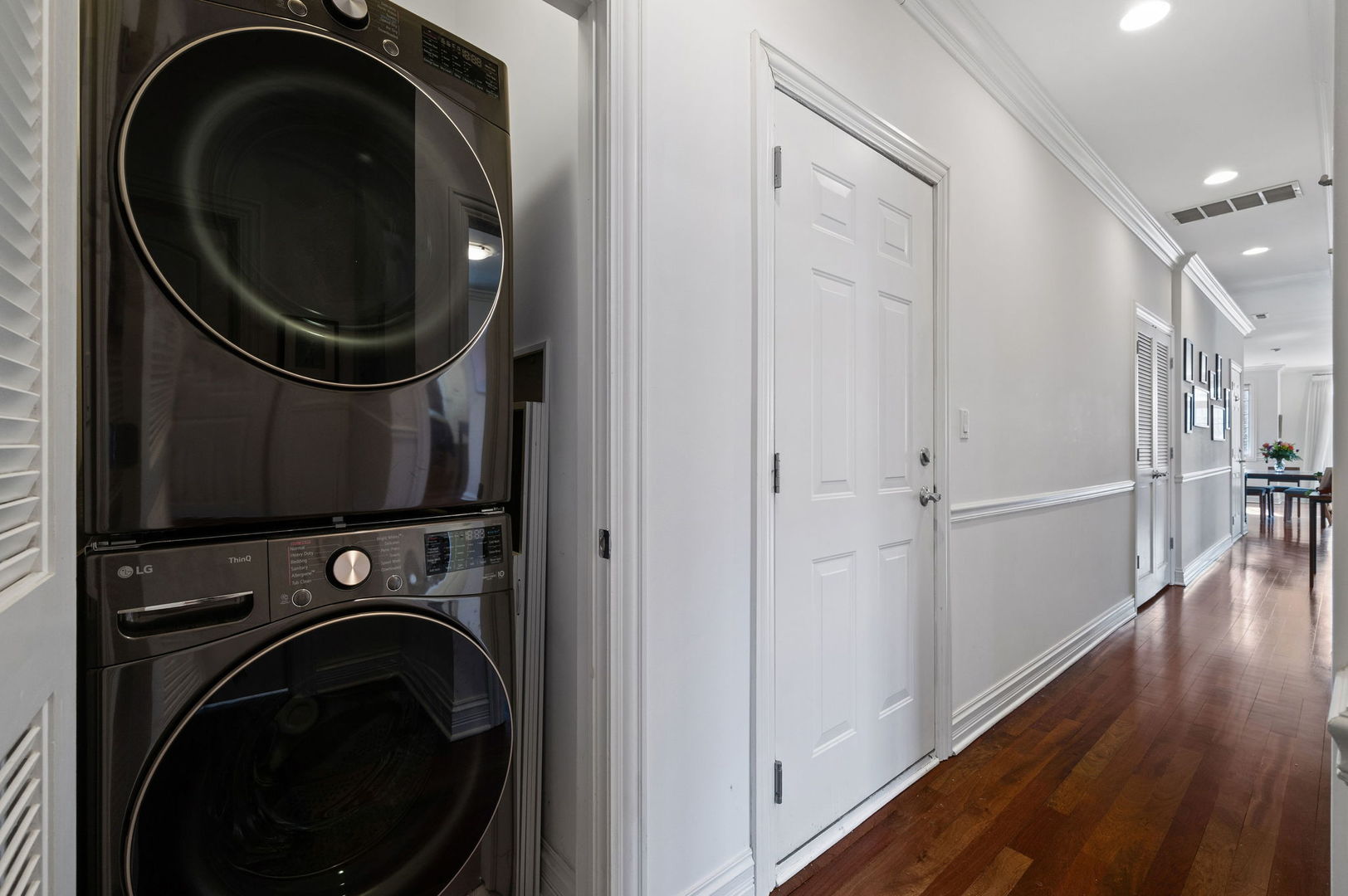 840 W Roscoe Street Unit: 4W