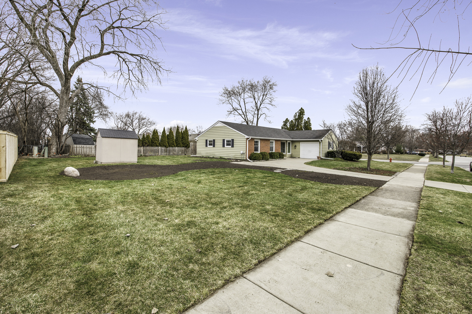 904 W Lynnwood Avenue