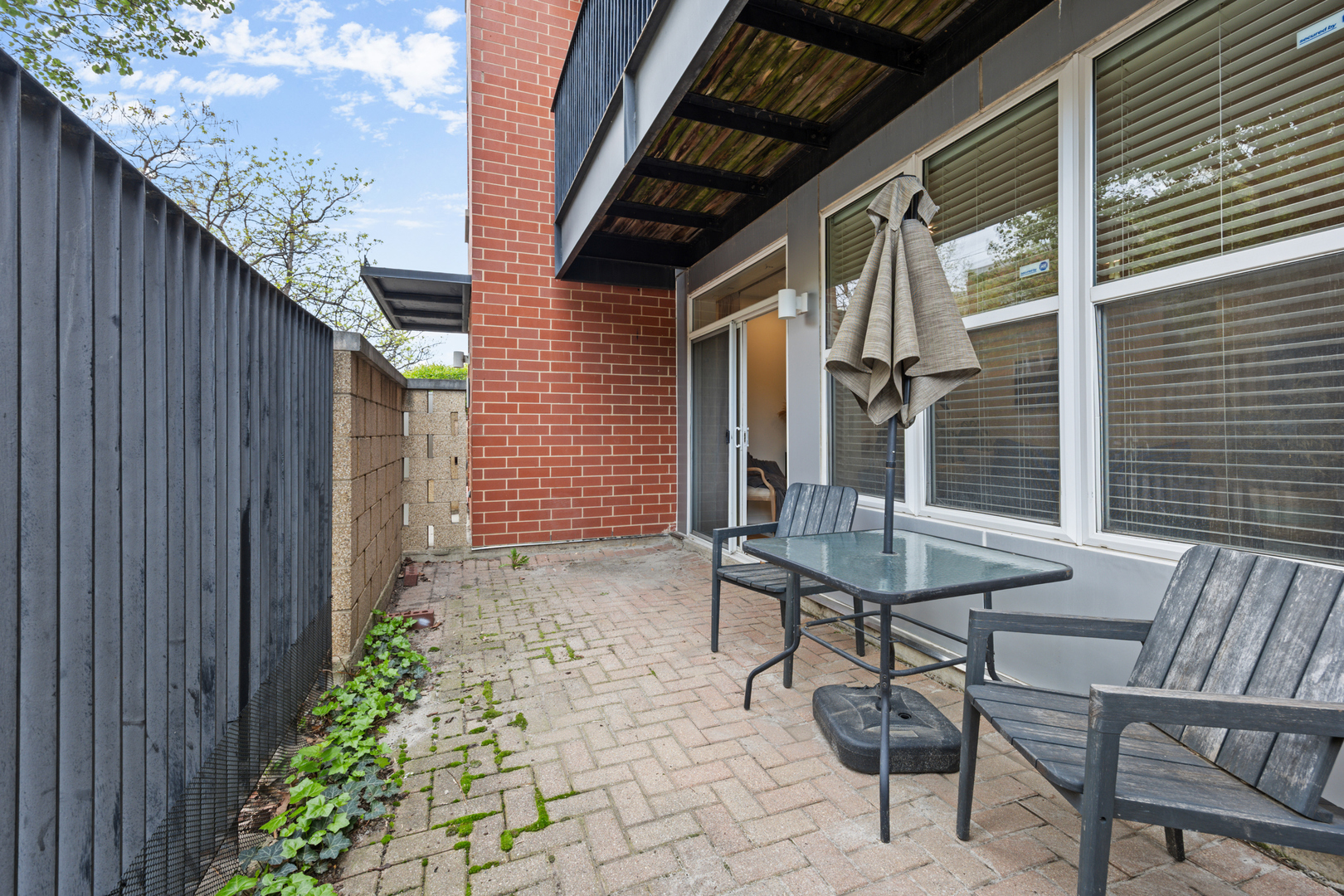 2238 W Maypole Avenue Unit: 101