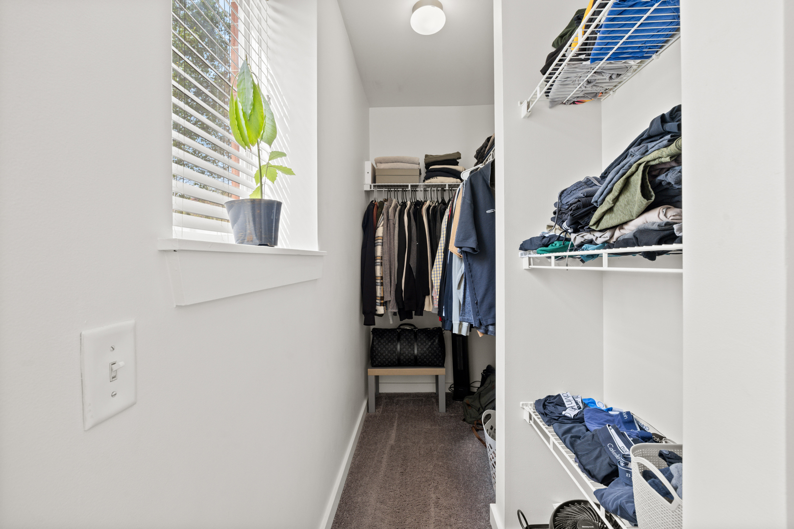 2238 W Maypole Avenue Unit: 101