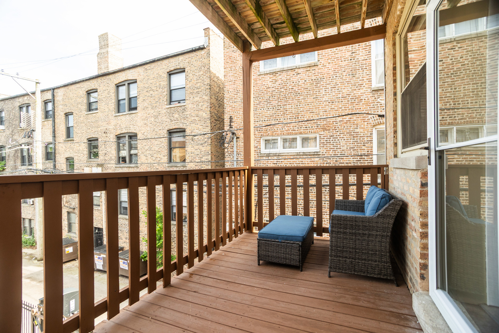 6151 N Glenwood Avenue Unit: 205