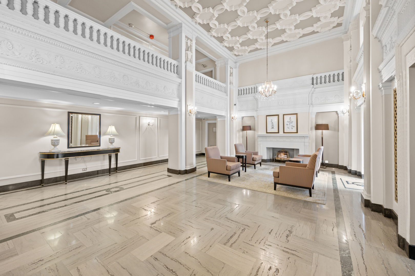 3530 N Lake Shore Drive Unit: 7B