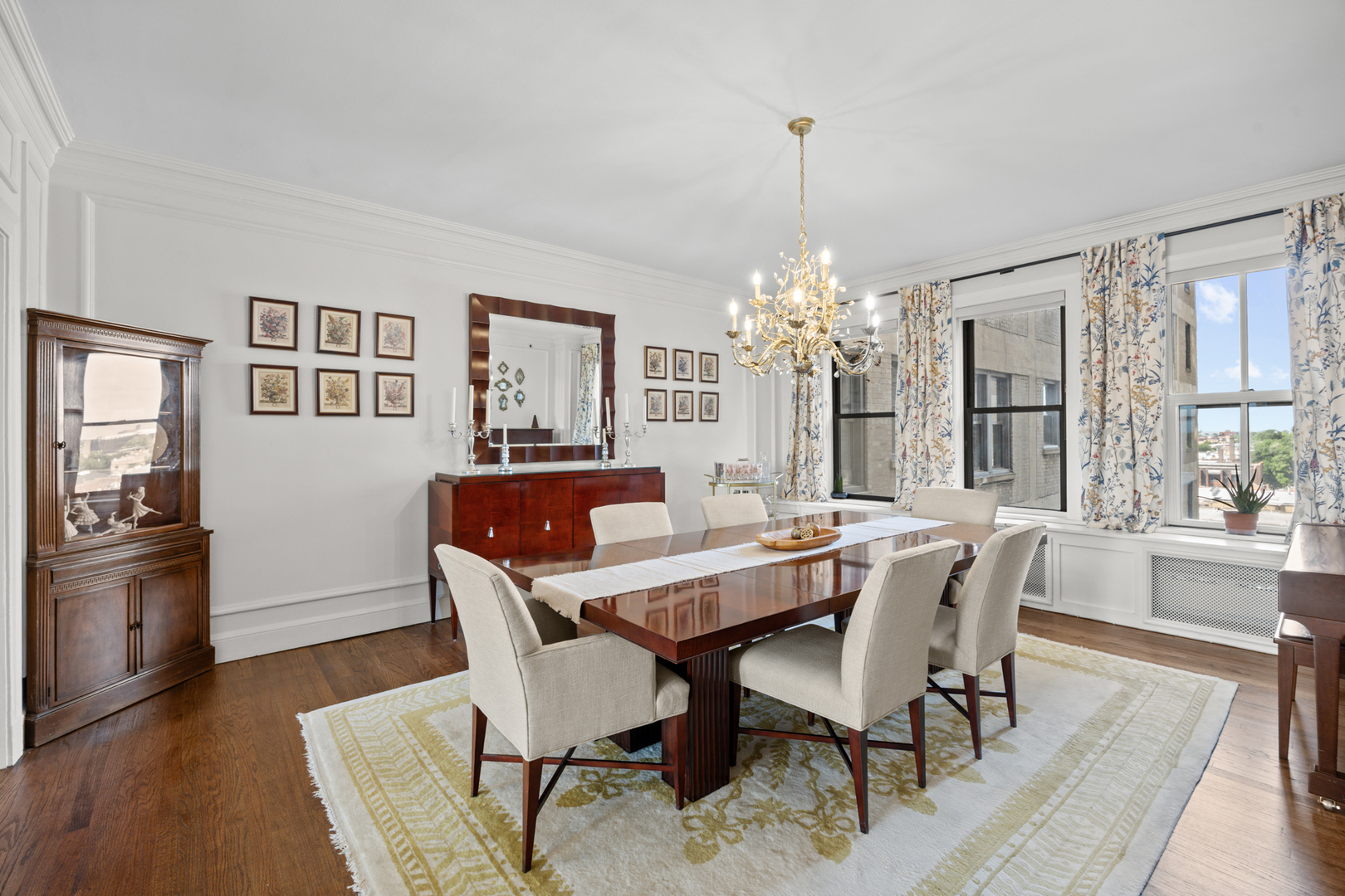 3530 N Lake Shore Drive Unit: 7B