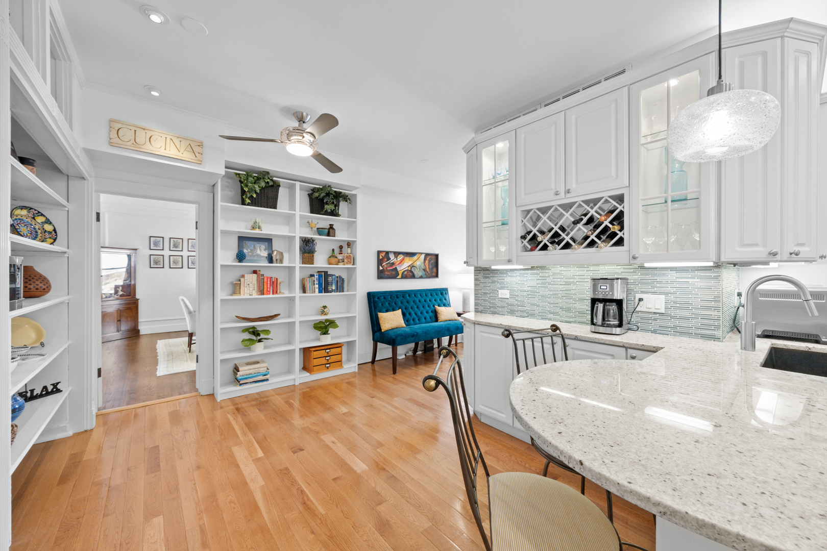 3530 N Lake Shore Drive Unit: 7B