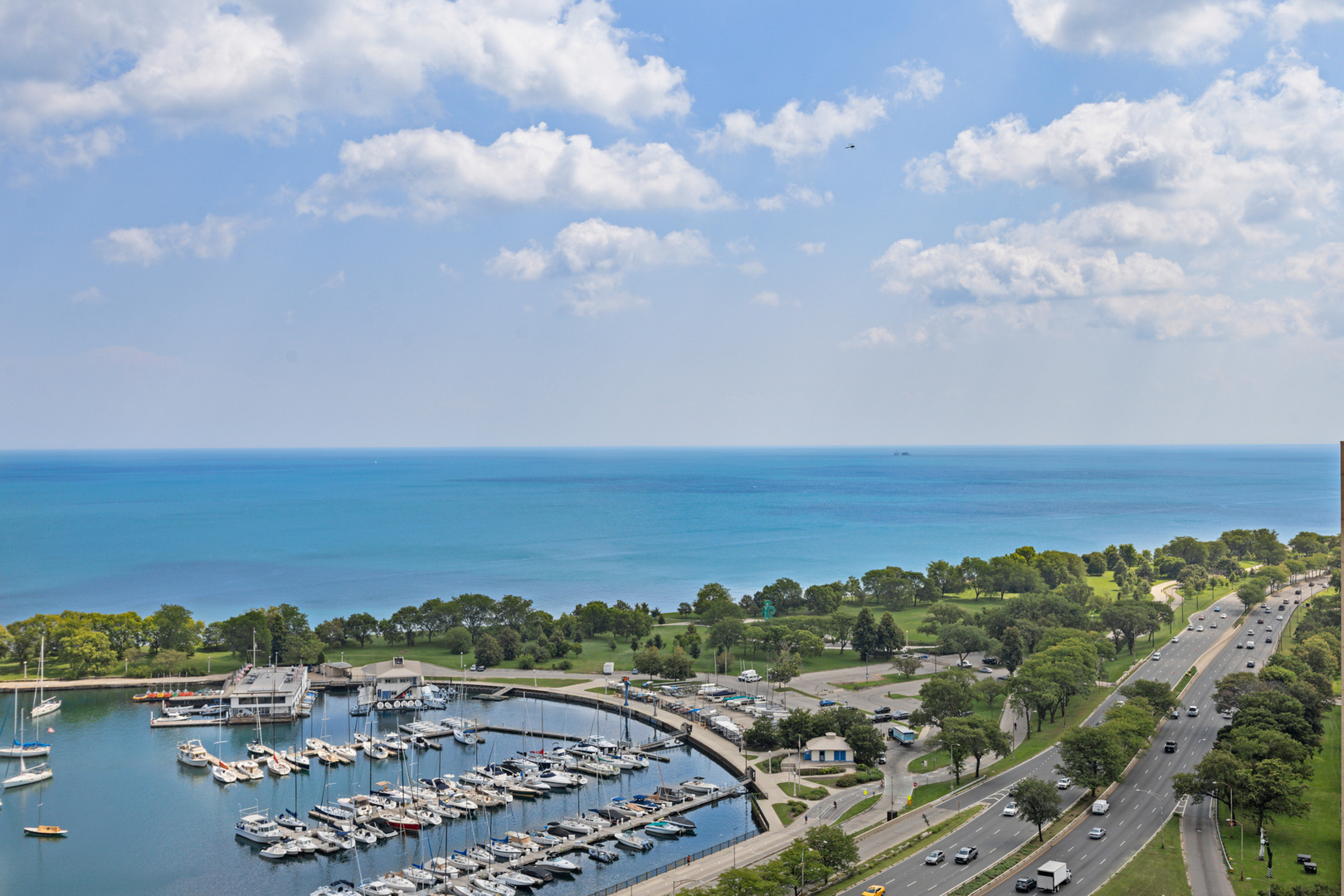 3200 N Lake Shore Drive Unit: 2604