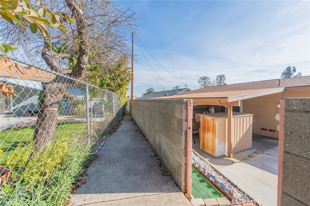 17225 Main Street