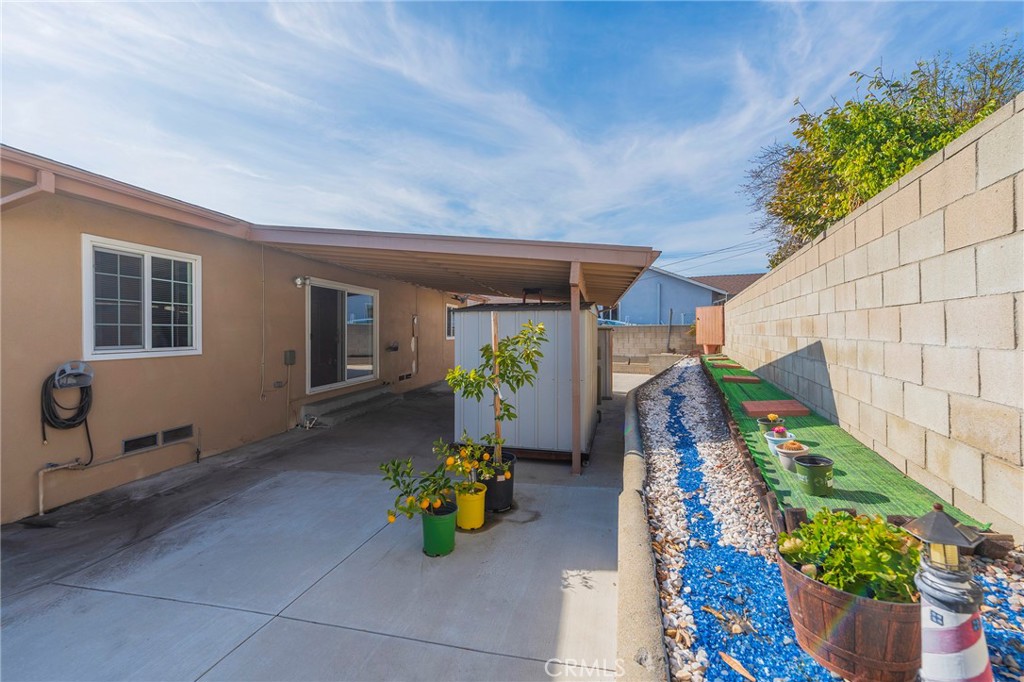 17225 Main Street