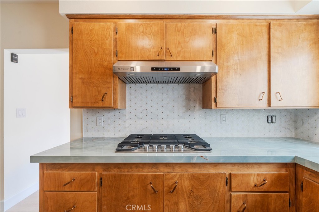 1345 W 219th