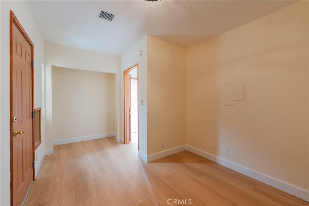1345 W 219th