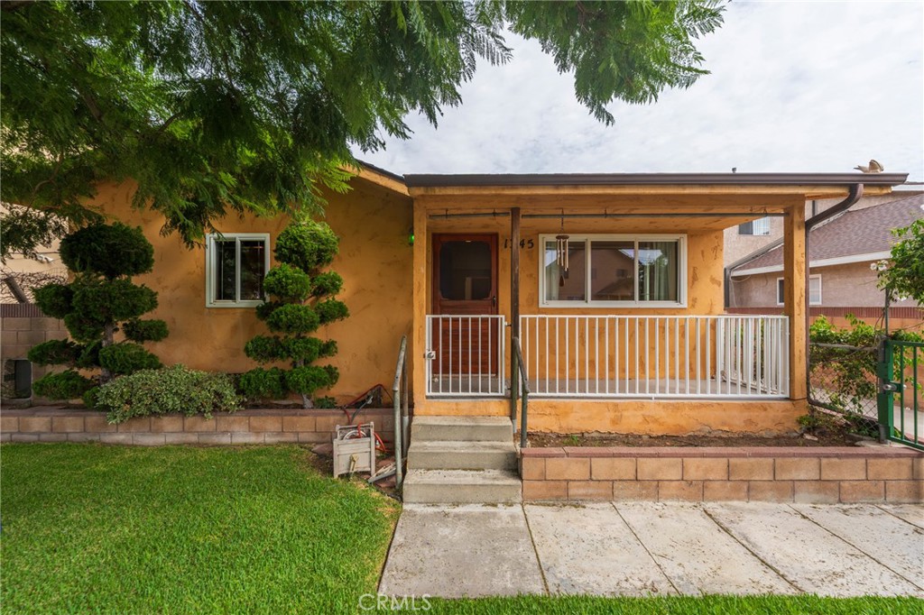 1345 W 219th