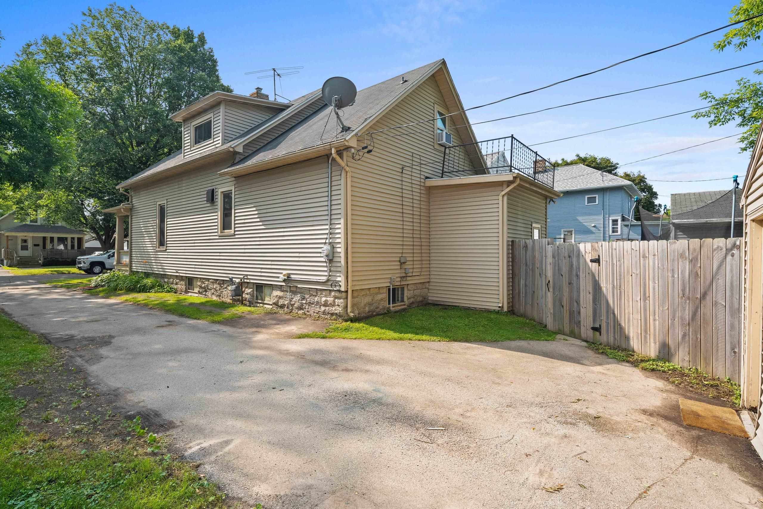 337 N OAKLAND Avenue