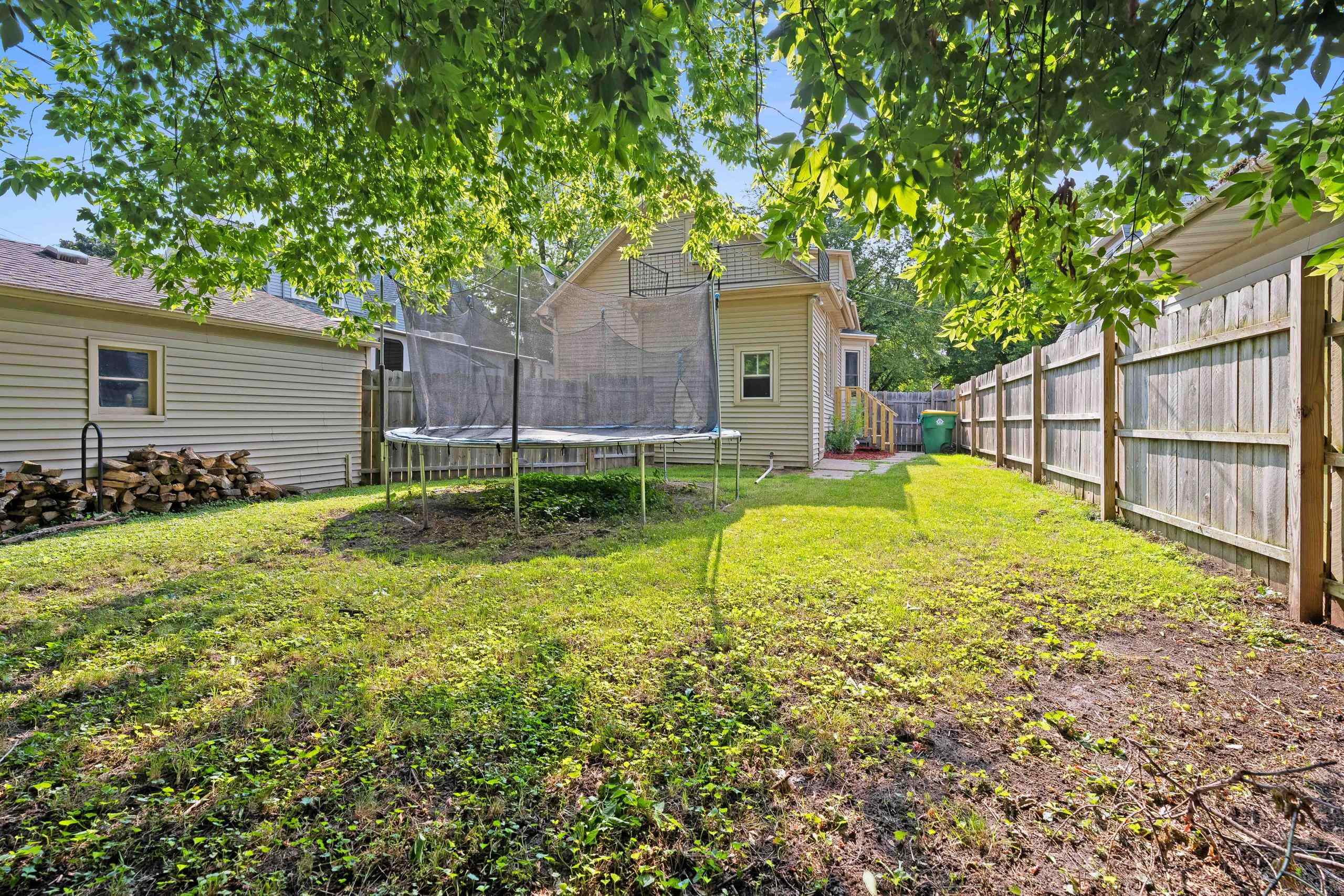337 N OAKLAND Avenue
