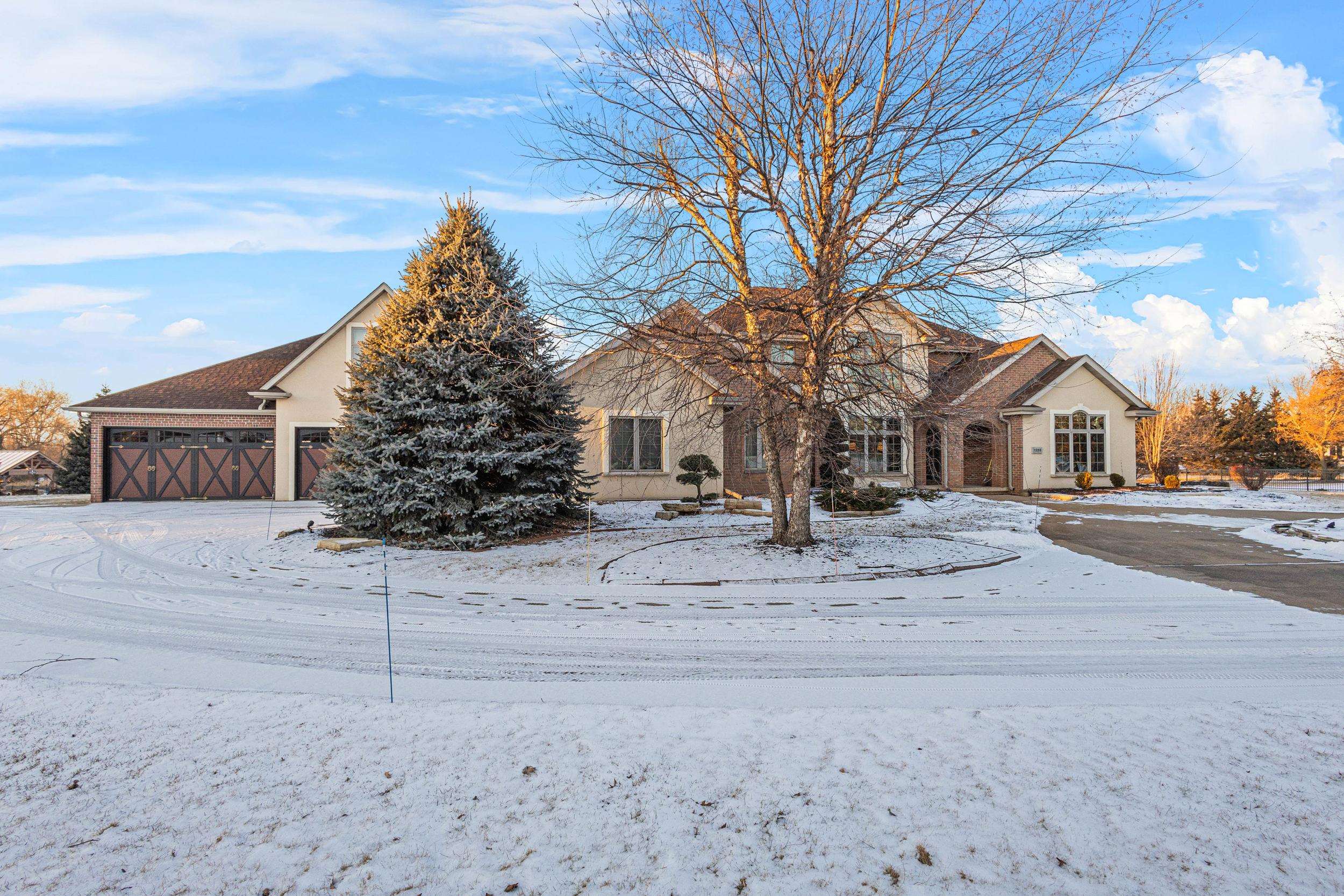 3086 BUTTERCUP Road