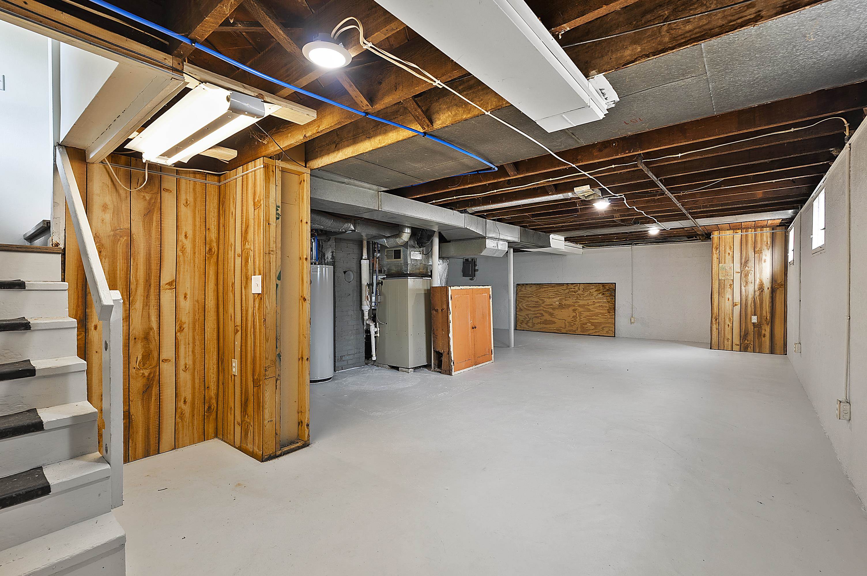 993 CHRISTIANA Street