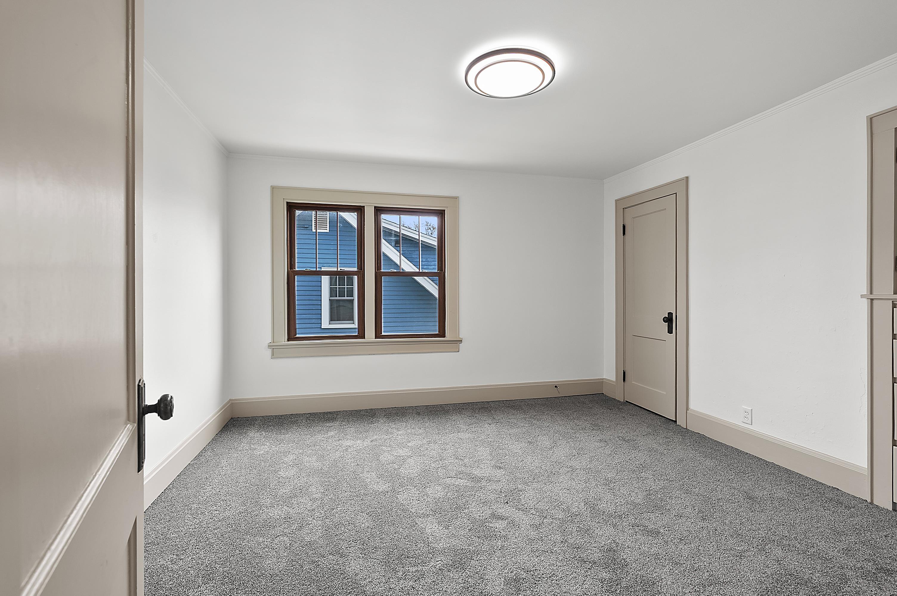 993 CHRISTIANA Street