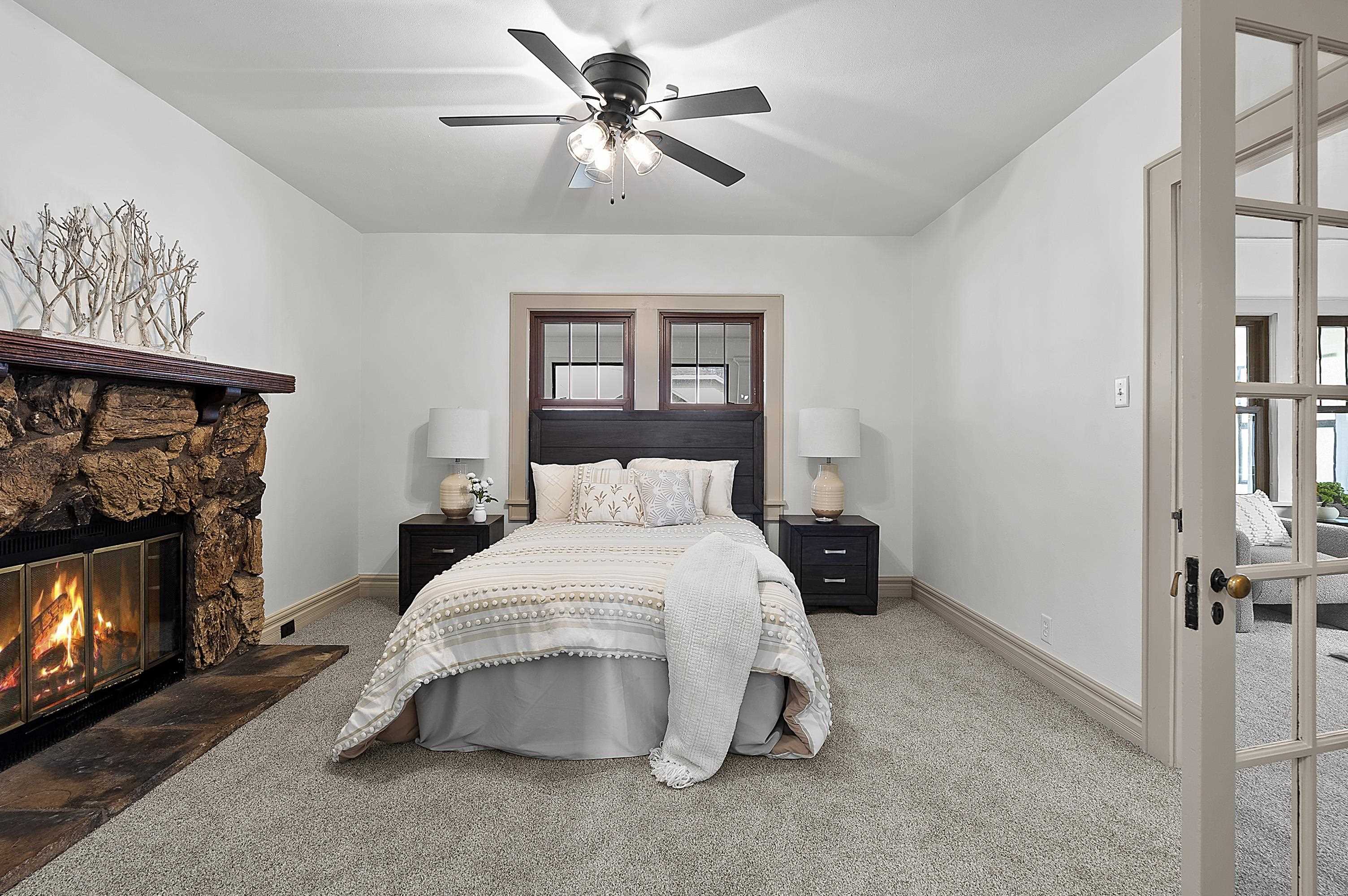 993 CHRISTIANA Street