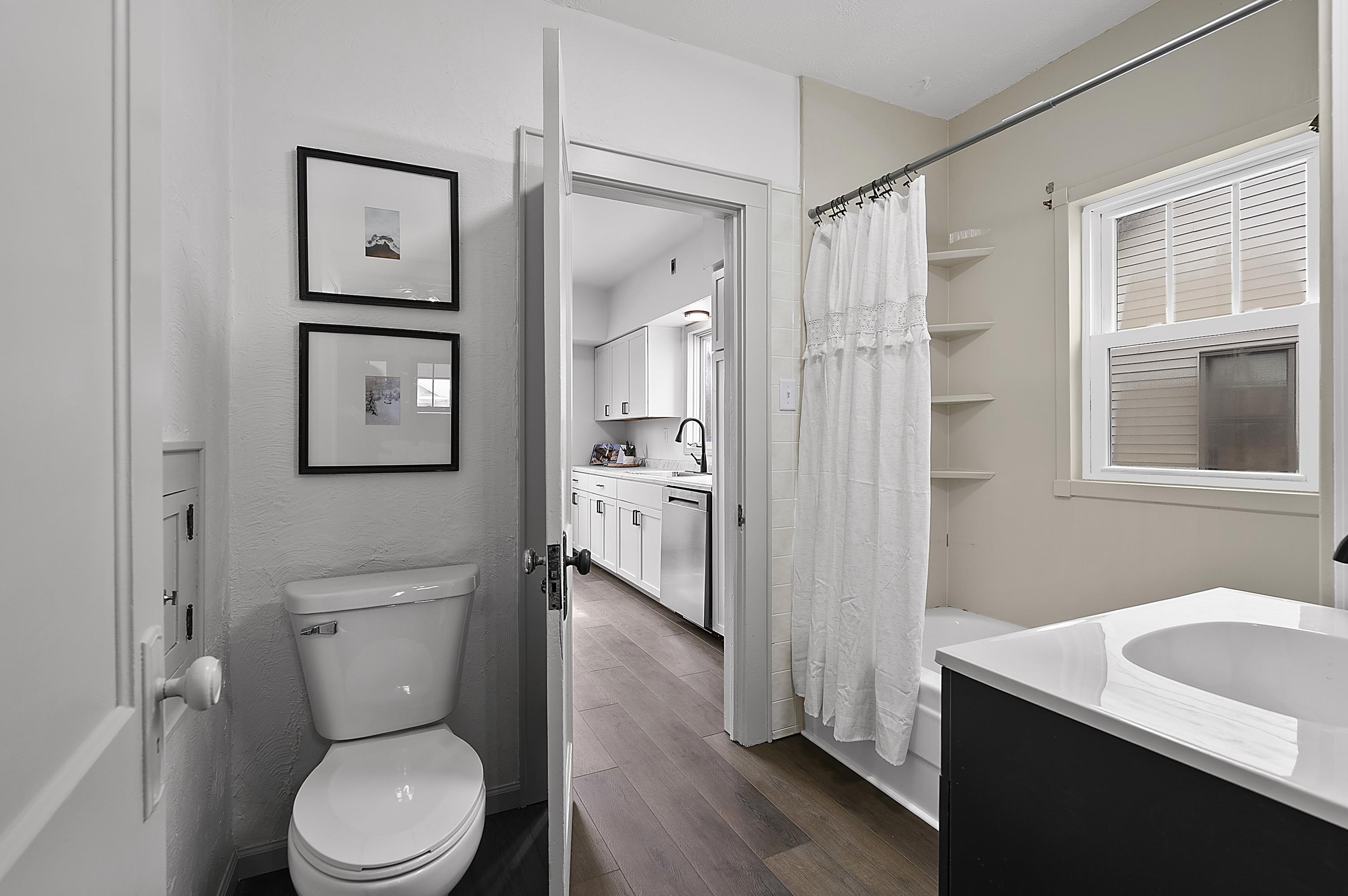 993 CHRISTIANA Street