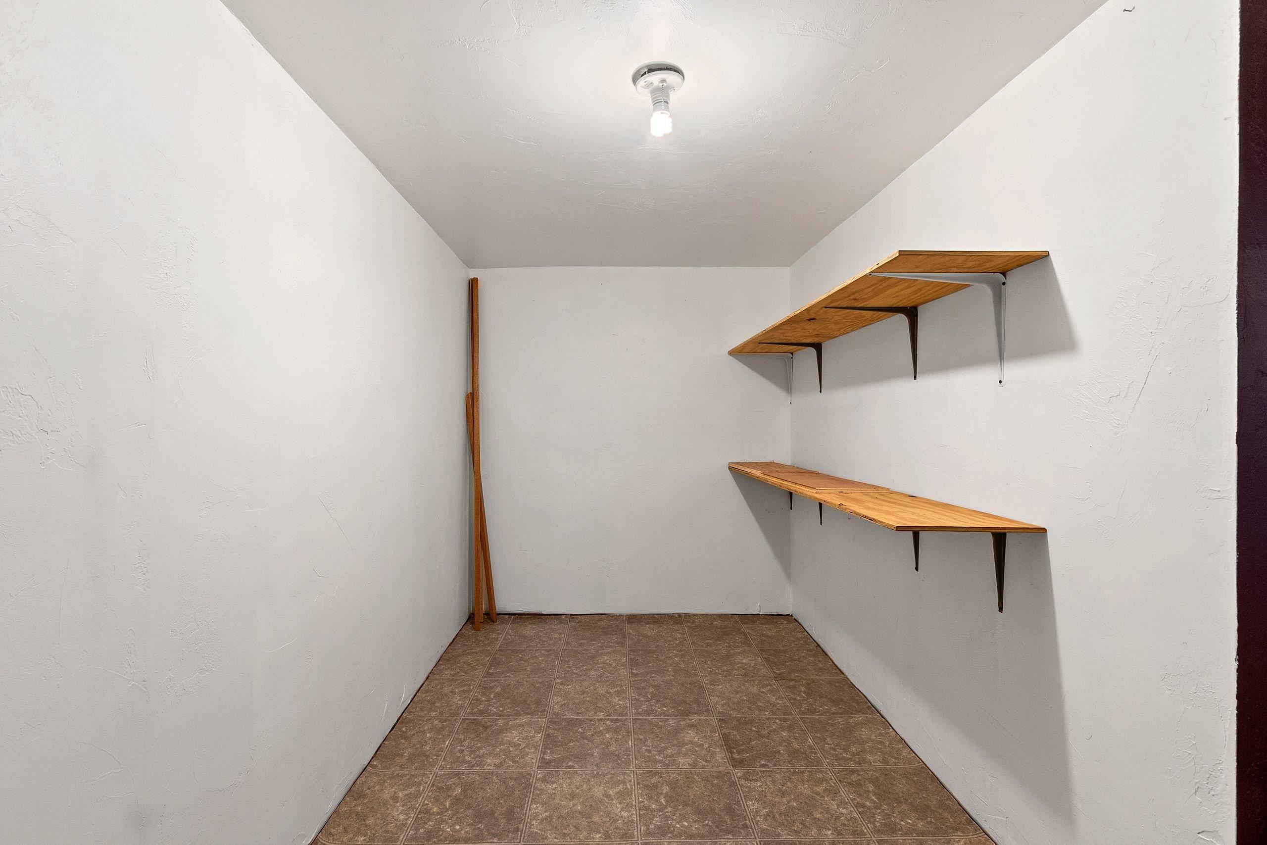 904 ALLOUEZ Terrace