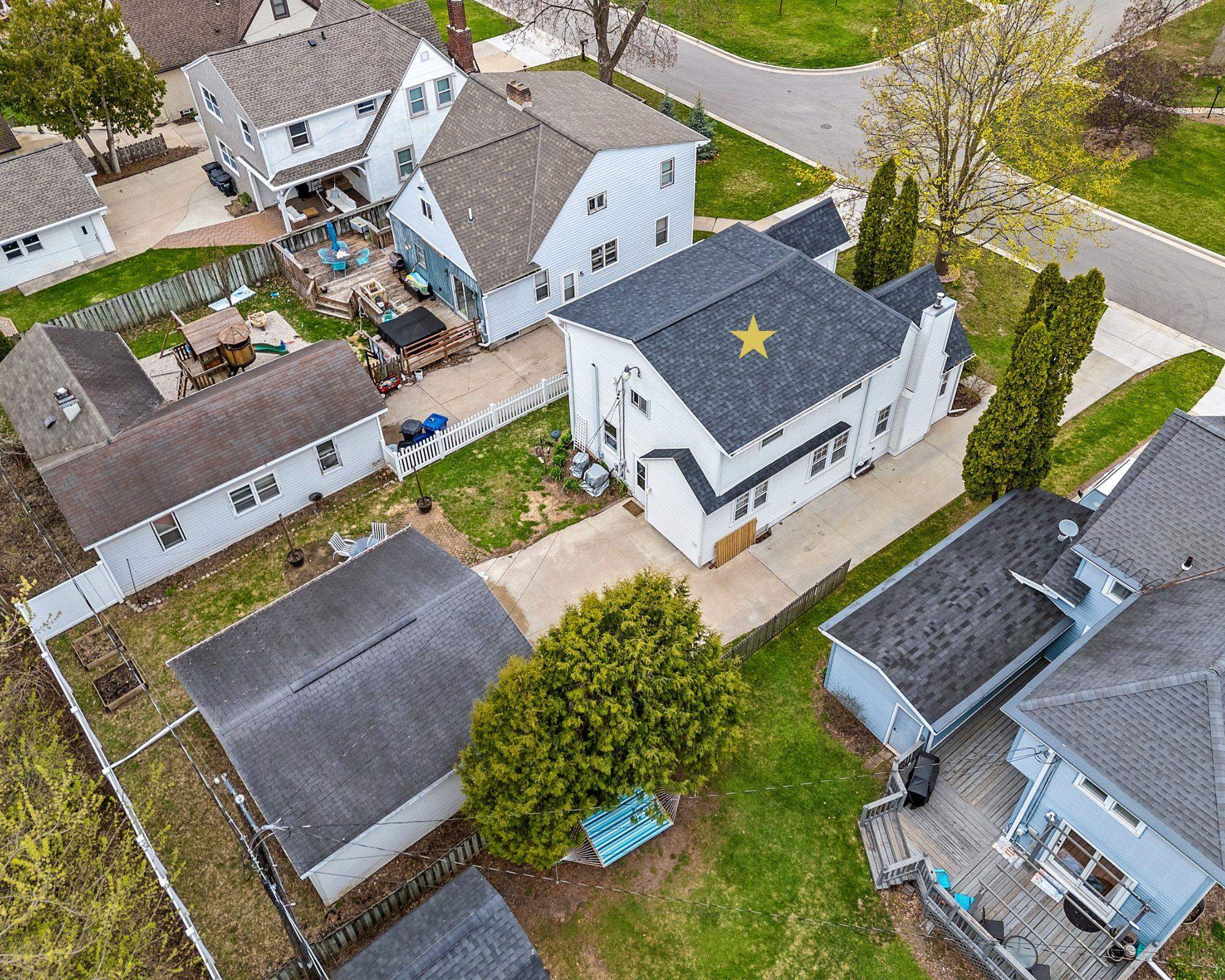 904 ALLOUEZ Terrace