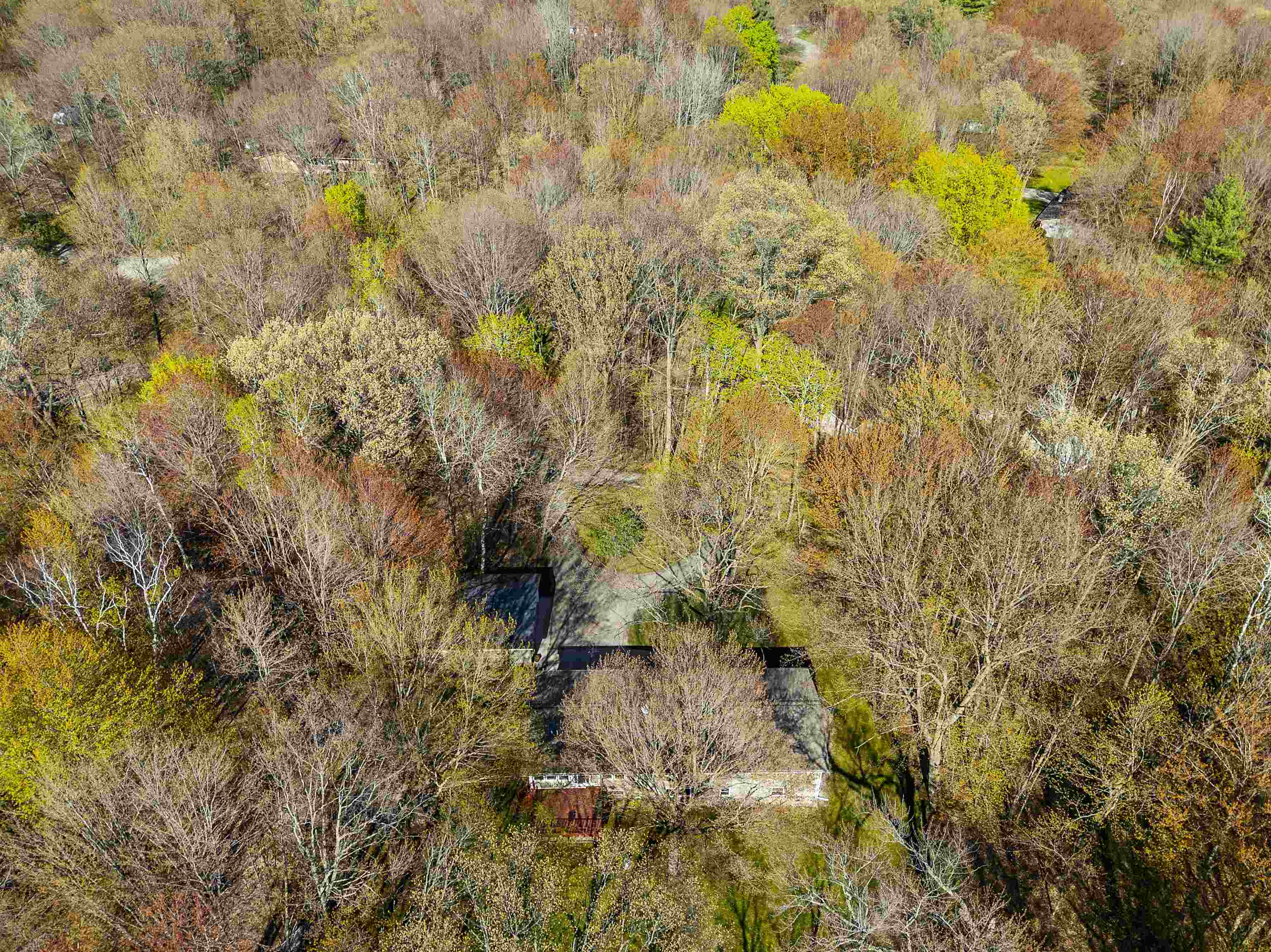 6710 GREGORY Lane