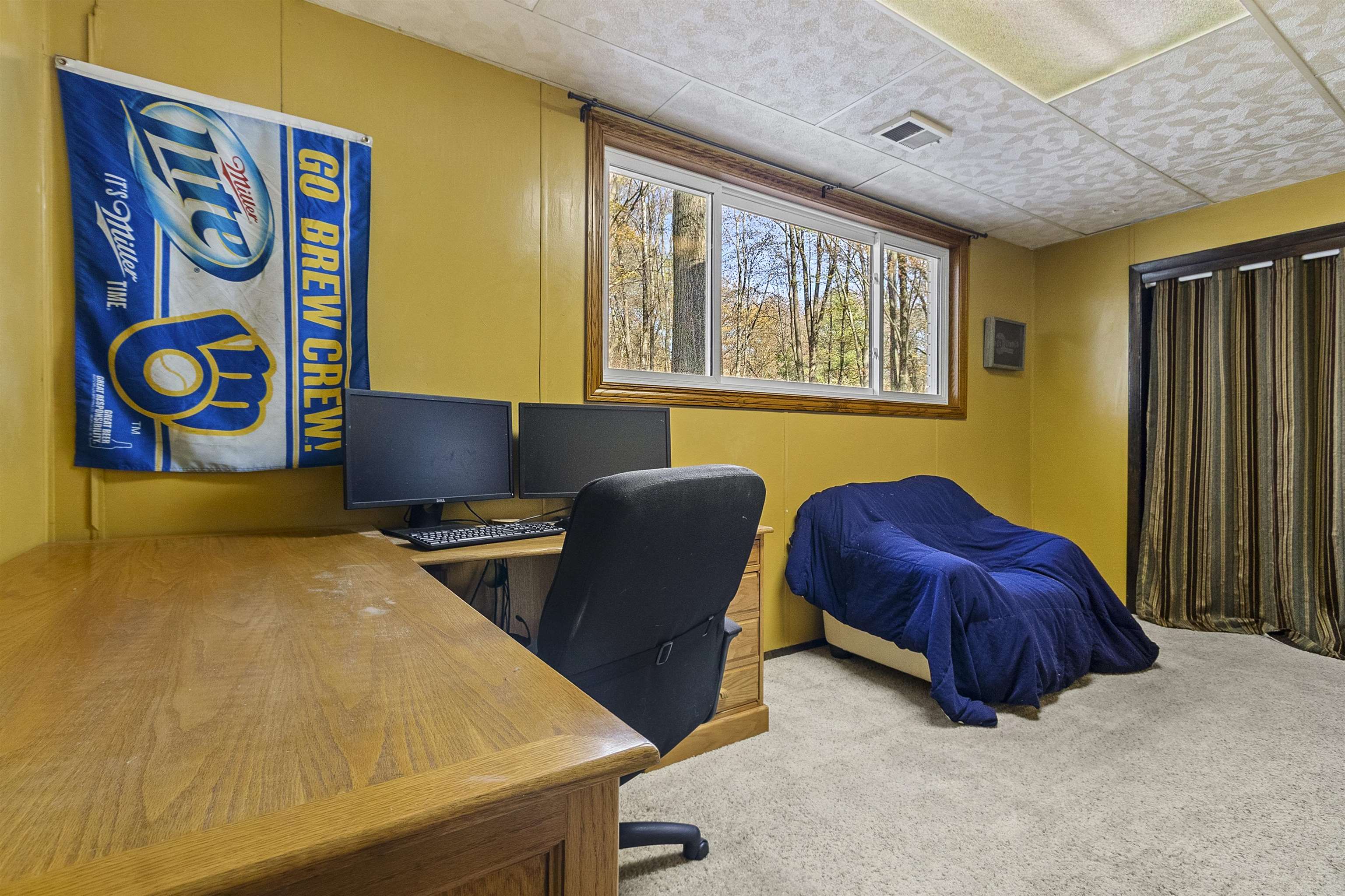 6710 GREGORY Lane