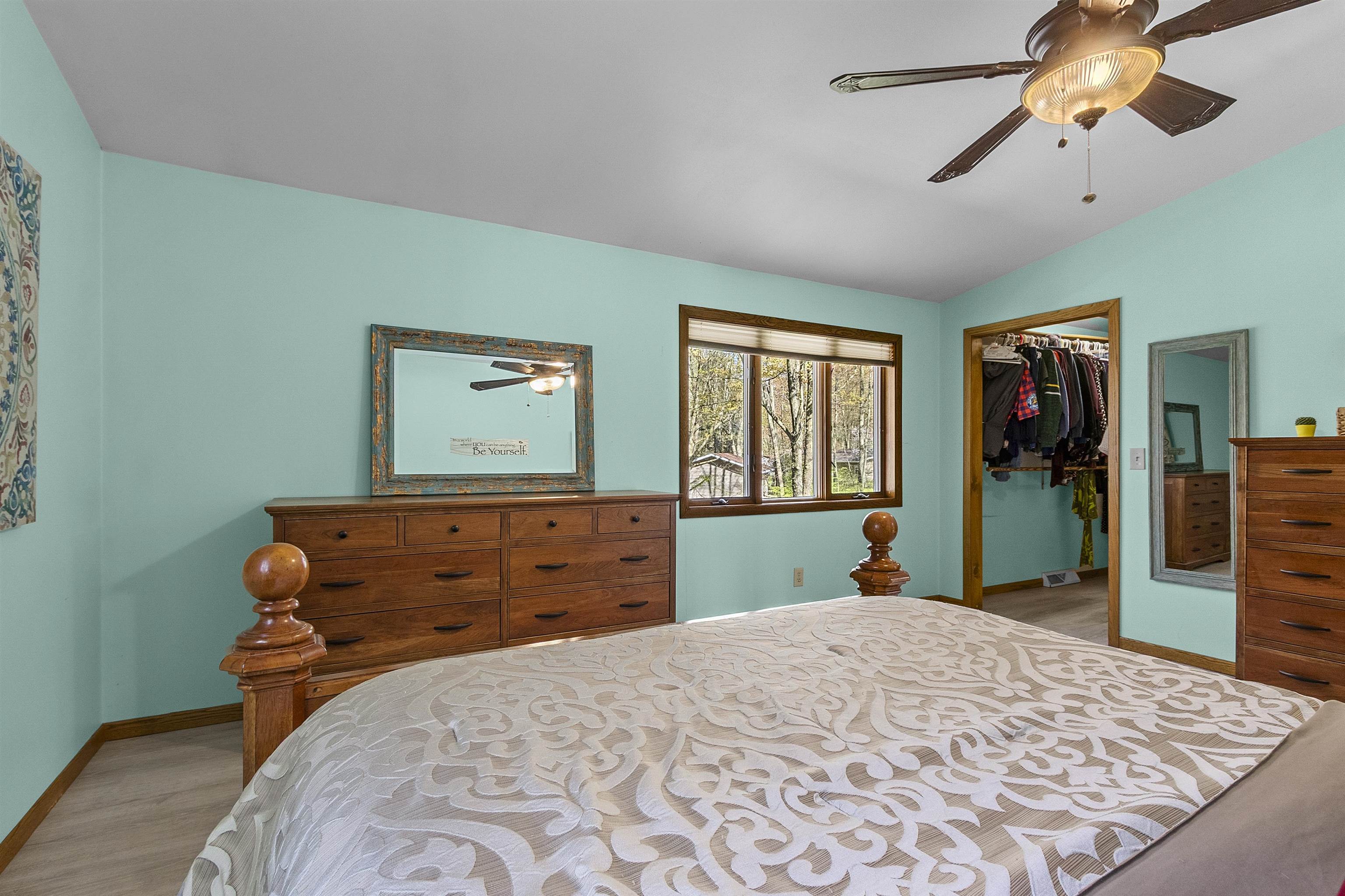 6710 GREGORY Lane
