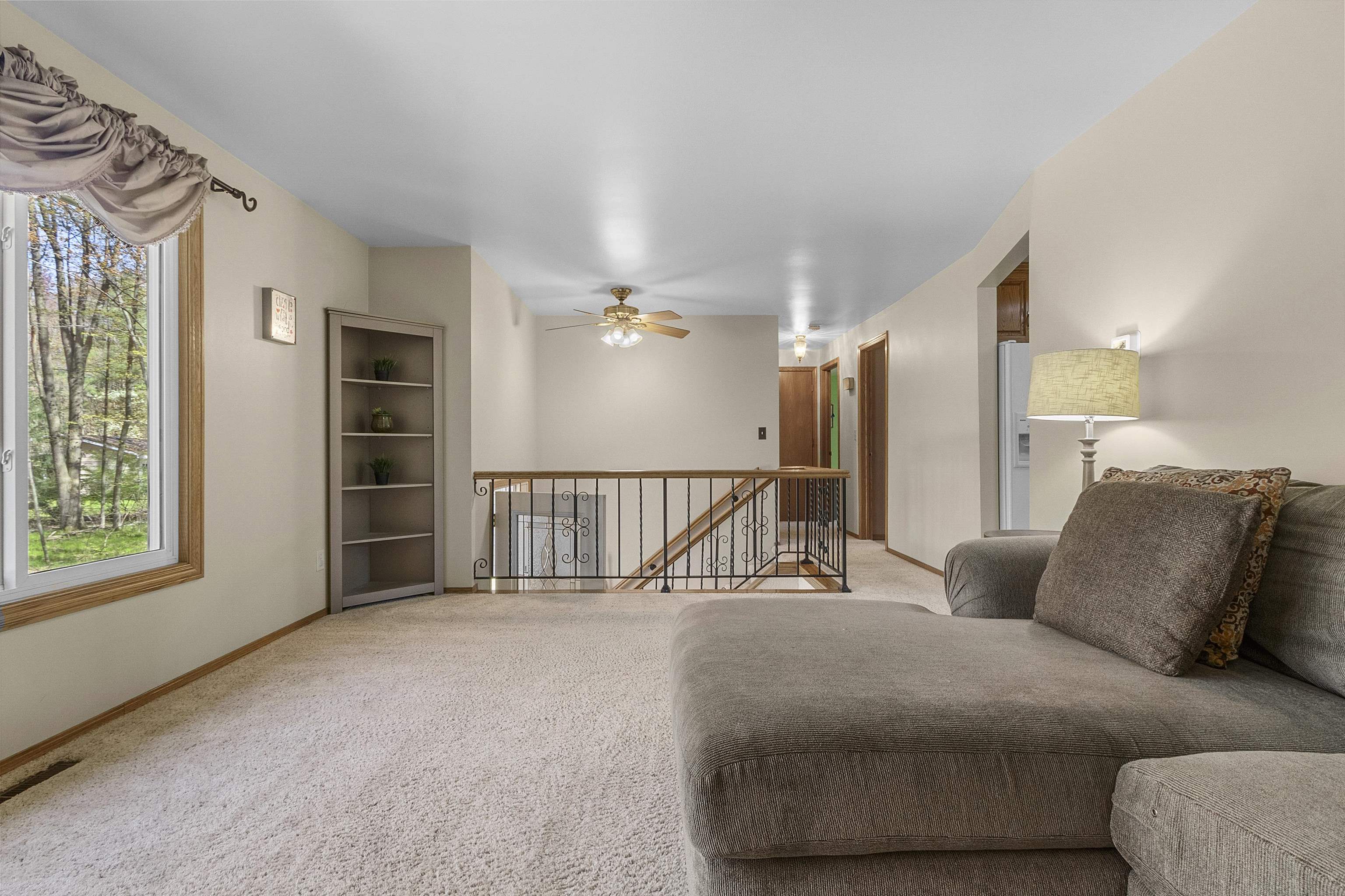 6710 GREGORY Lane