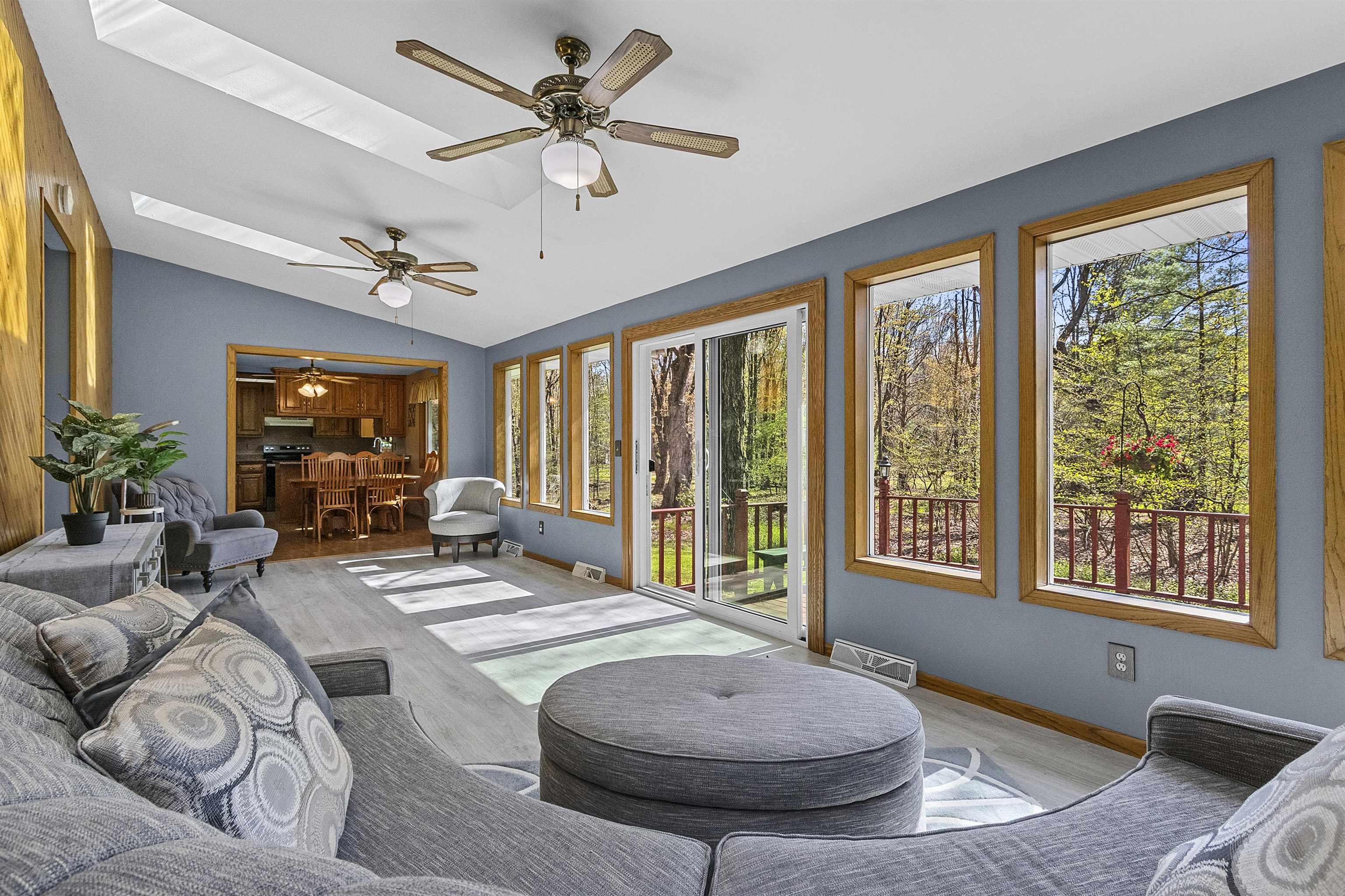 6710 GREGORY Lane