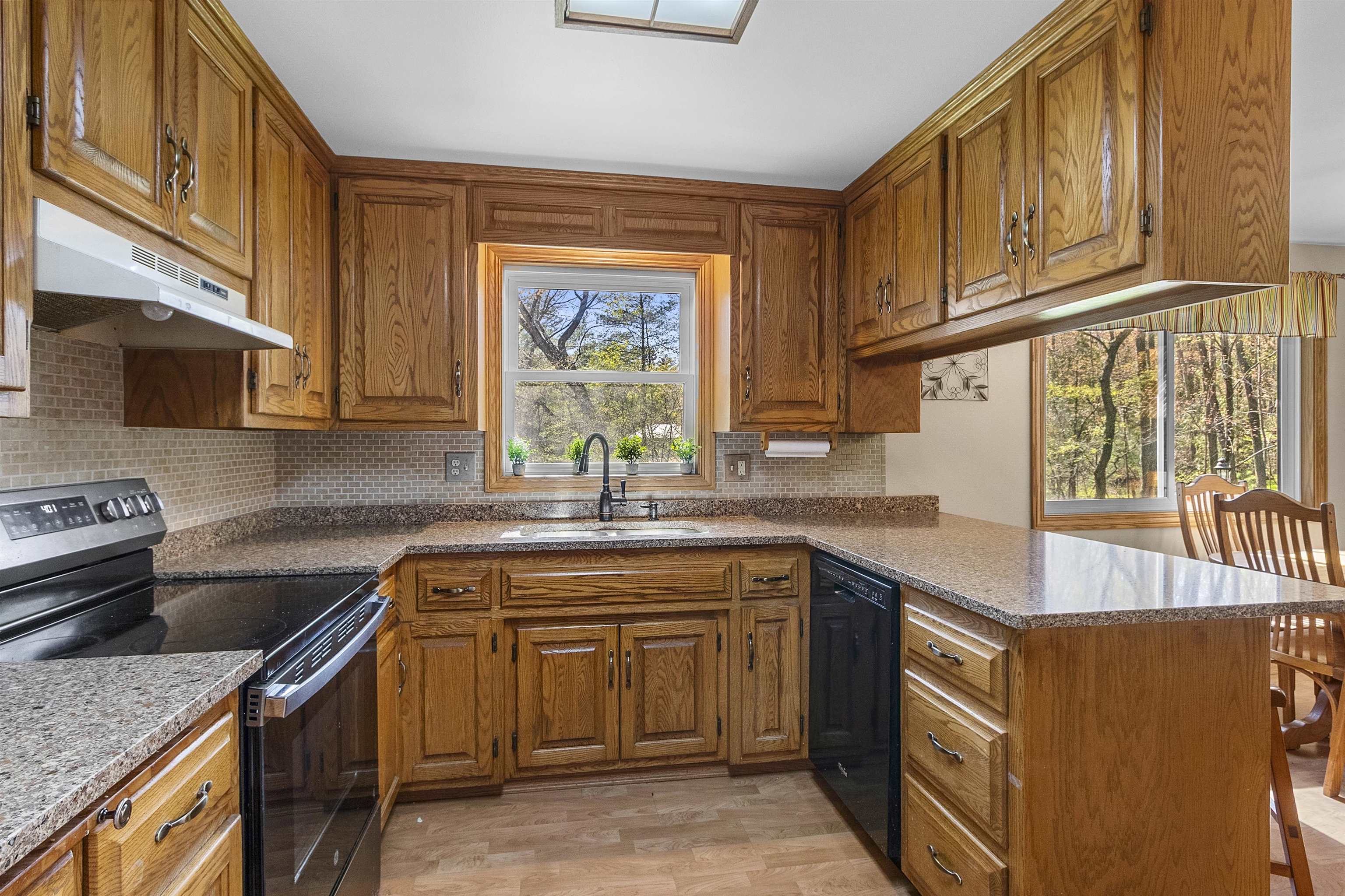 6710 GREGORY Lane