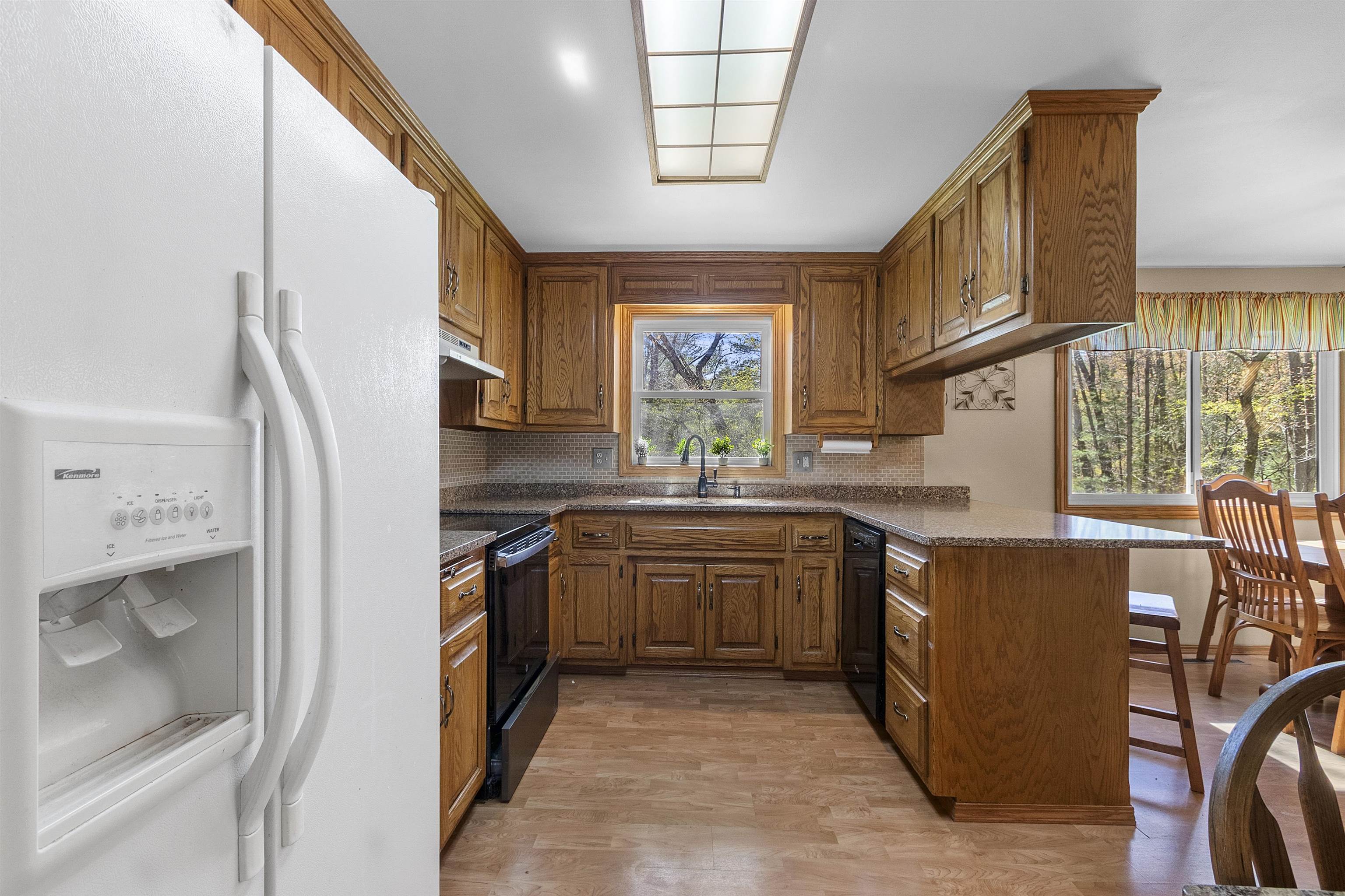 6710 GREGORY Lane