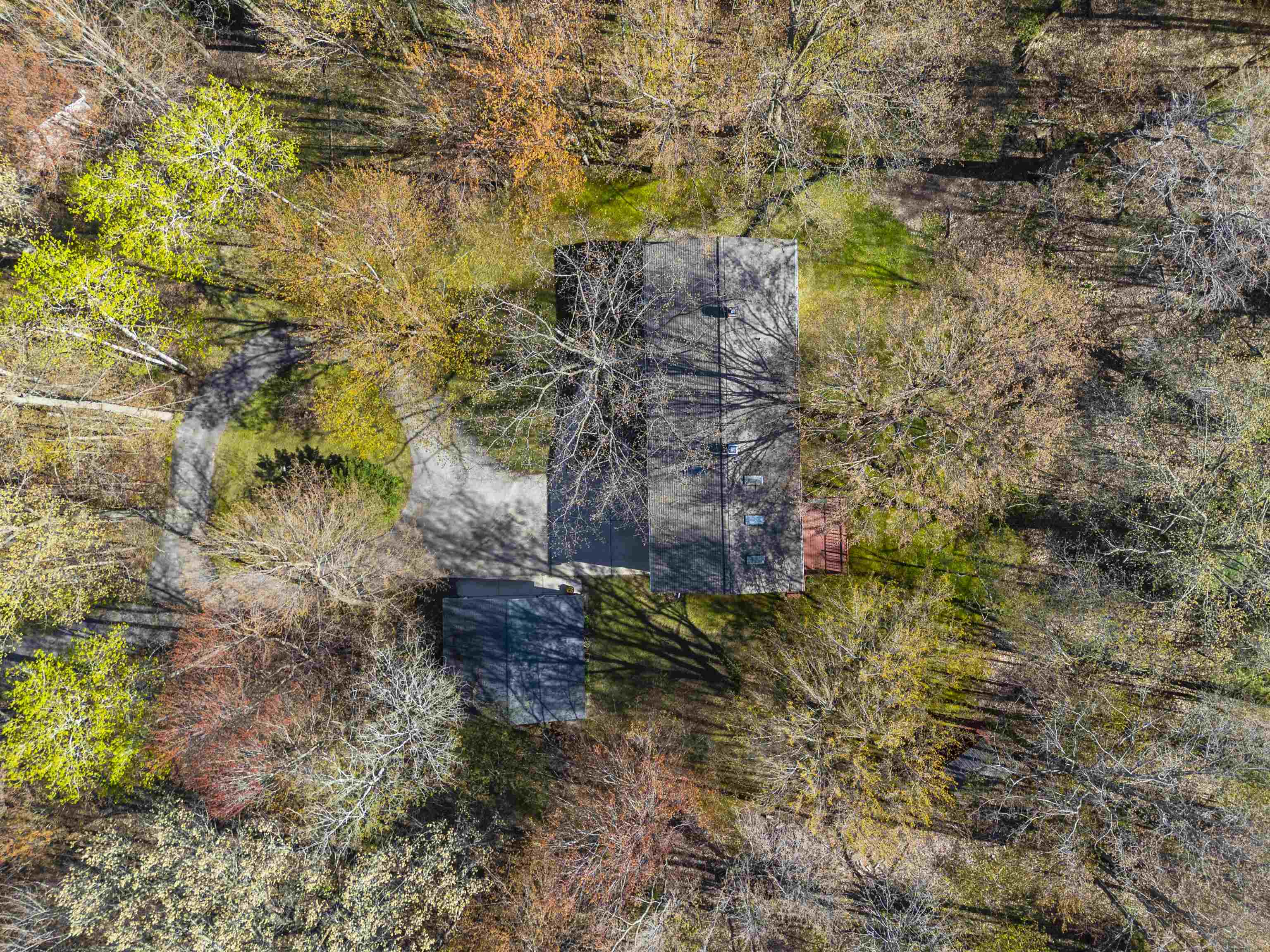 6710 GREGORY Lane