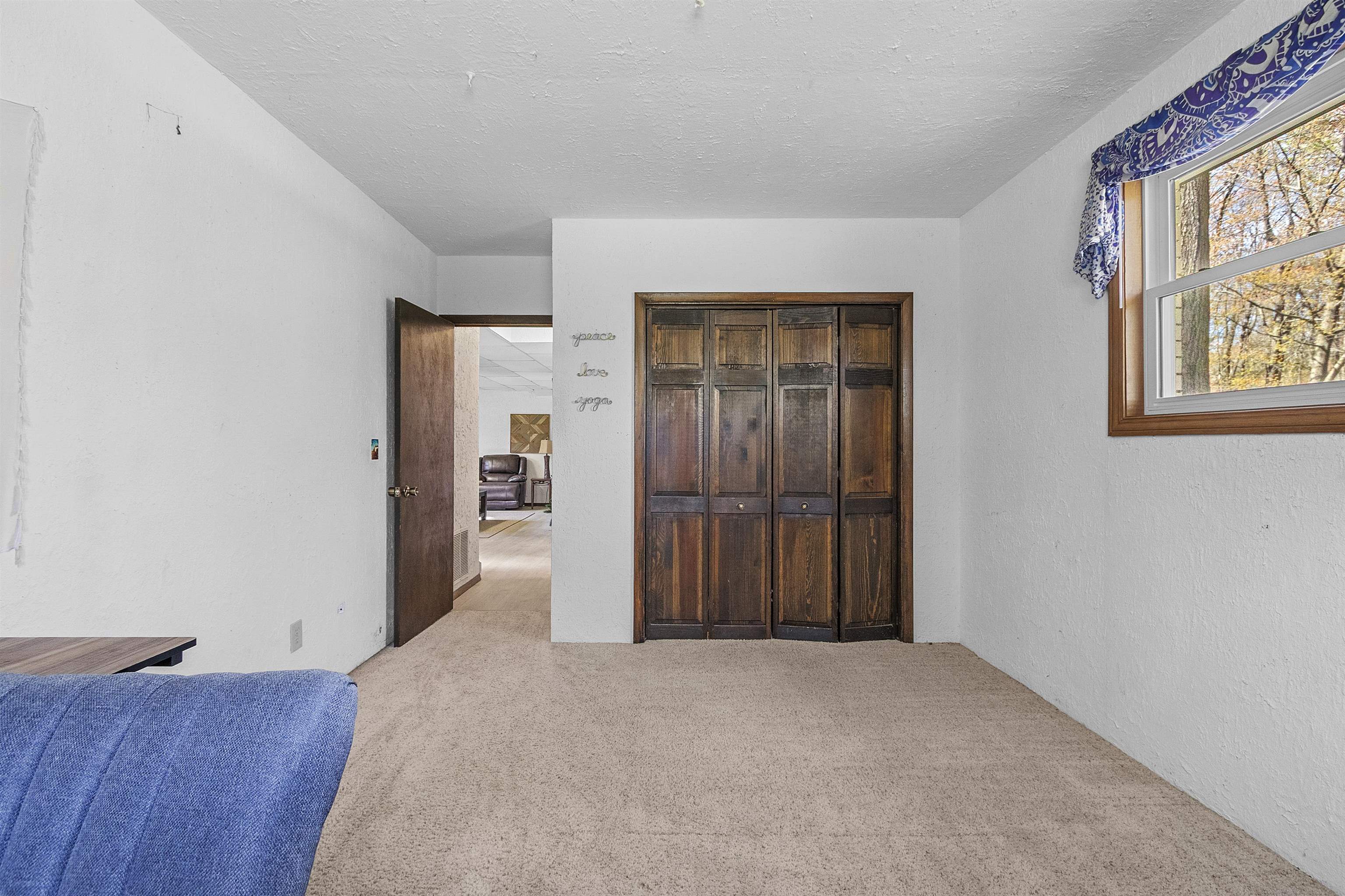 6710 GREGORY Lane