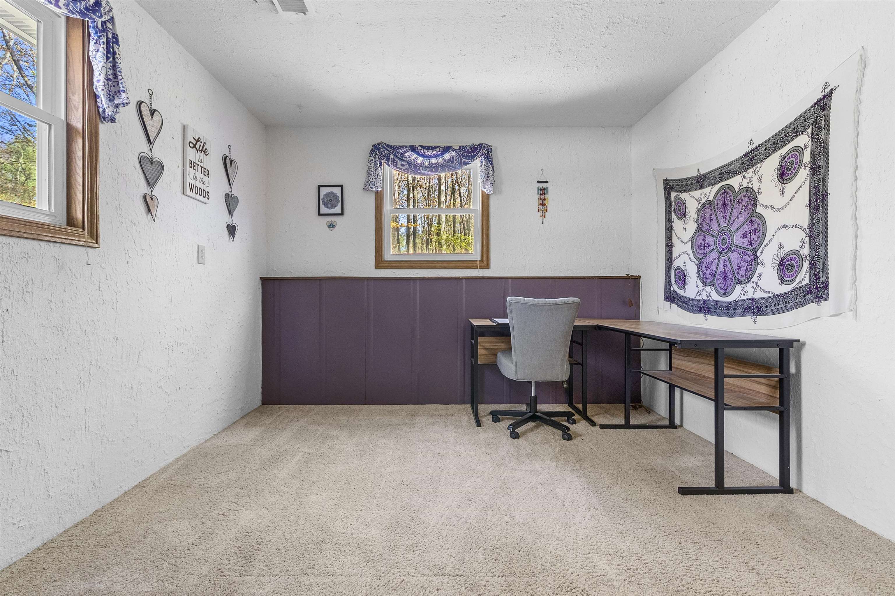 6710 GREGORY Lane