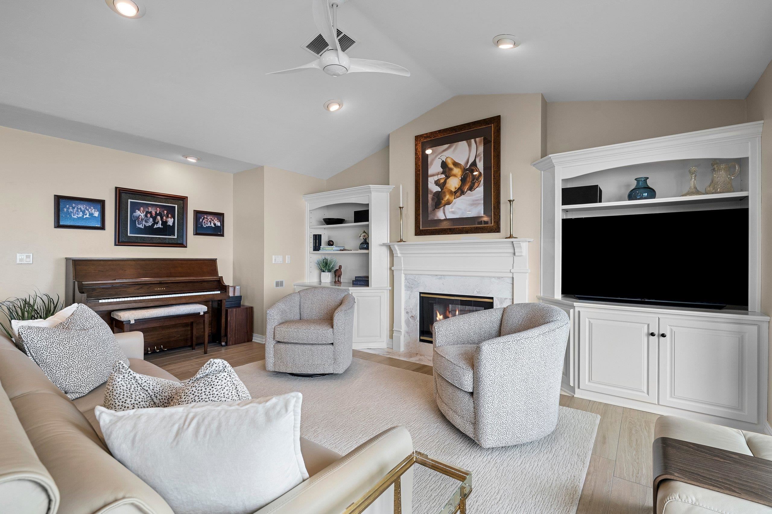 5035 EDGEWATER BEACH Road