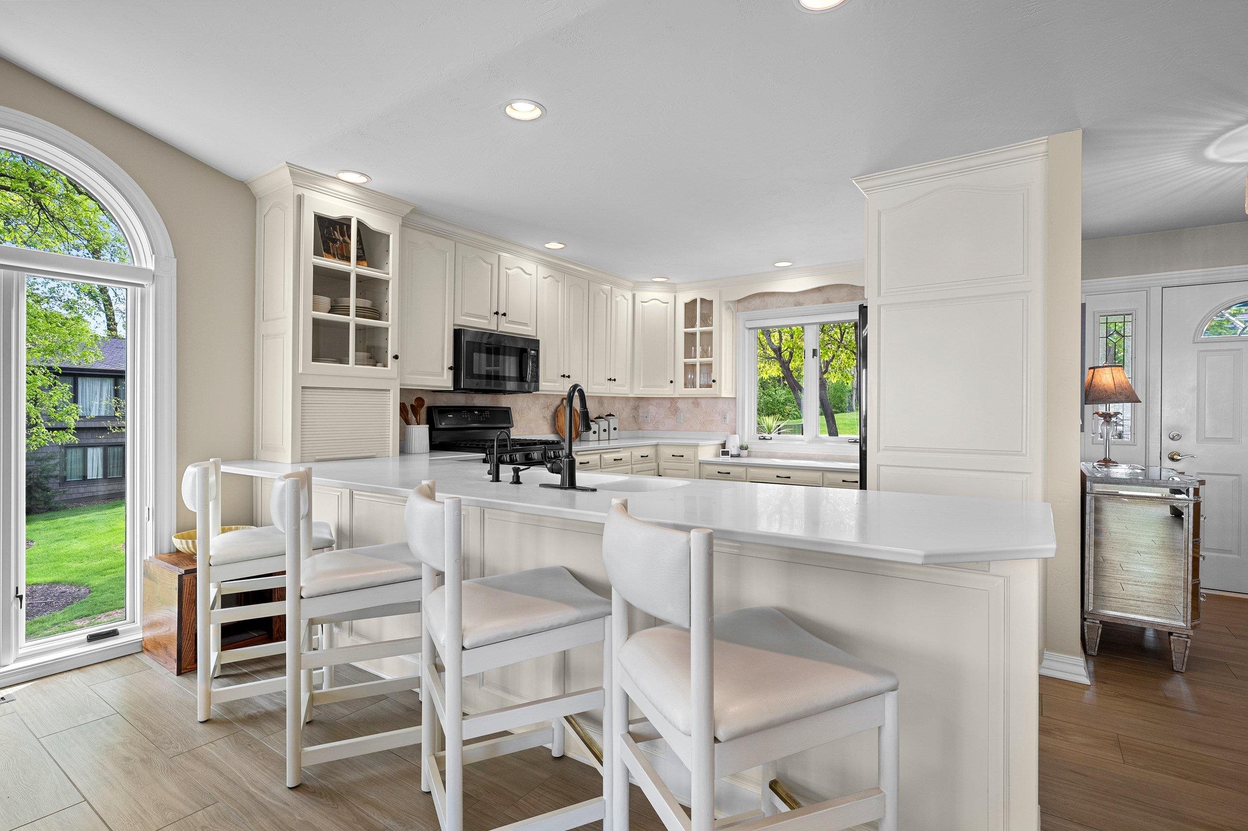 5035 EDGEWATER BEACH Road