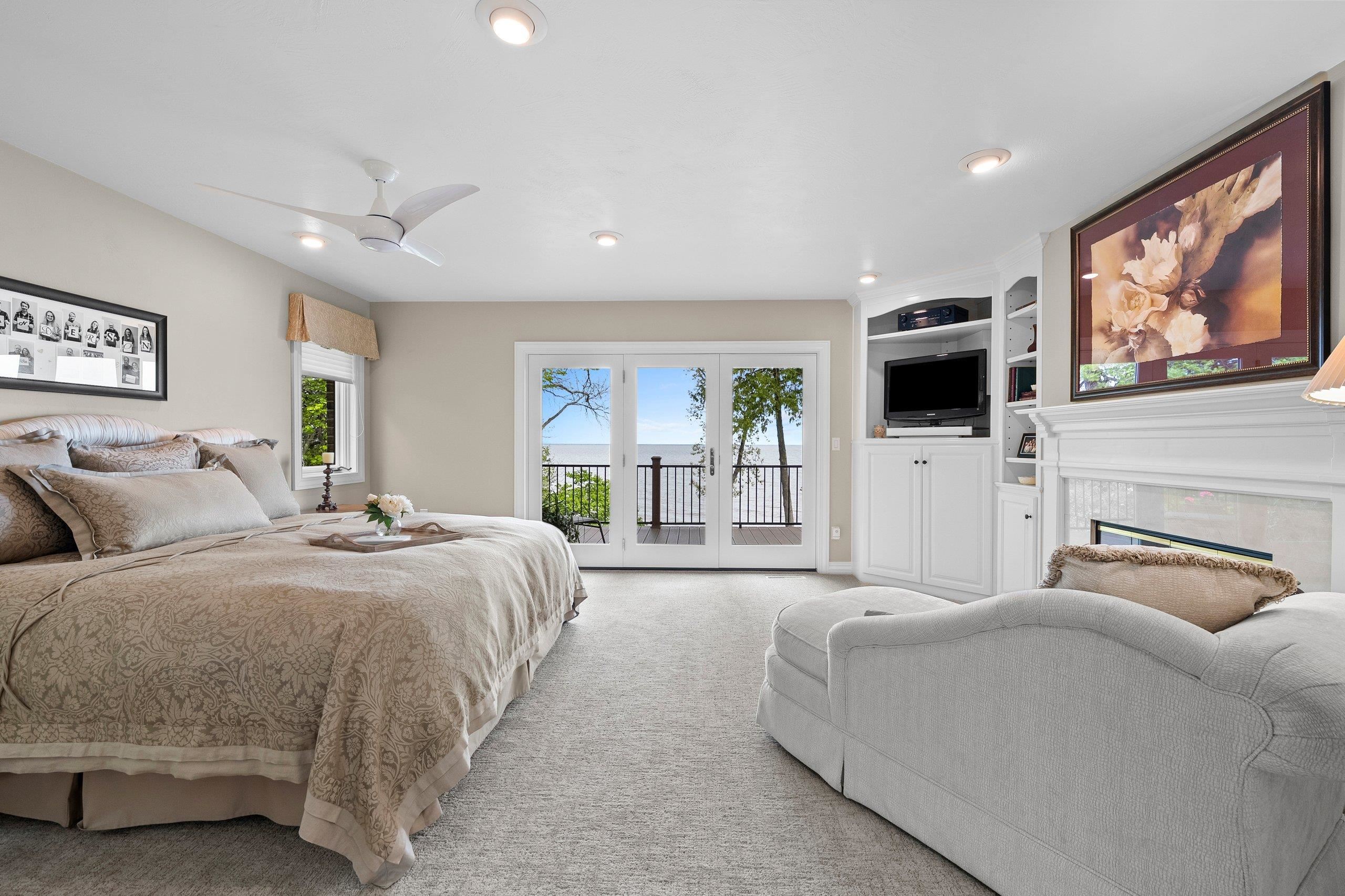 5035 EDGEWATER BEACH Road