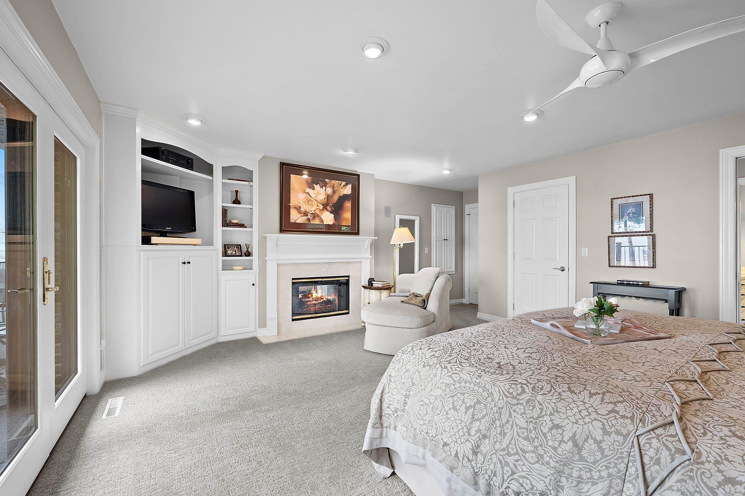 5035 EDGEWATER BEACH Road