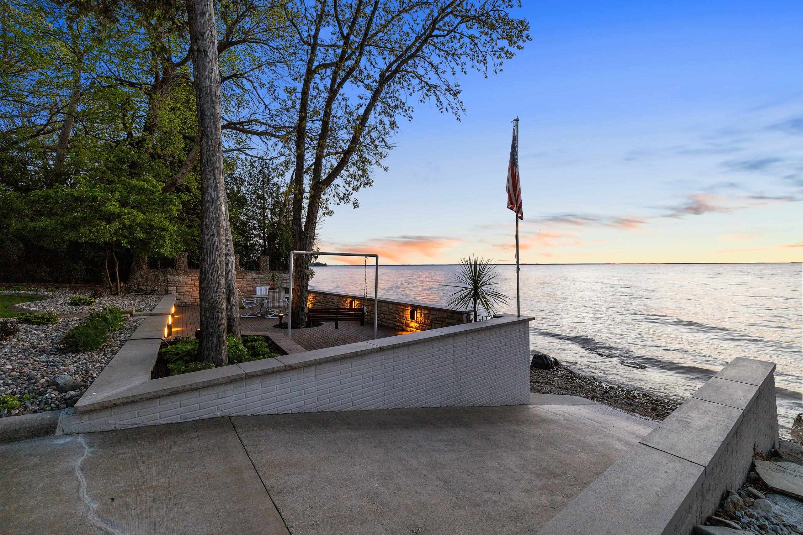 5035 EDGEWATER BEACH Road