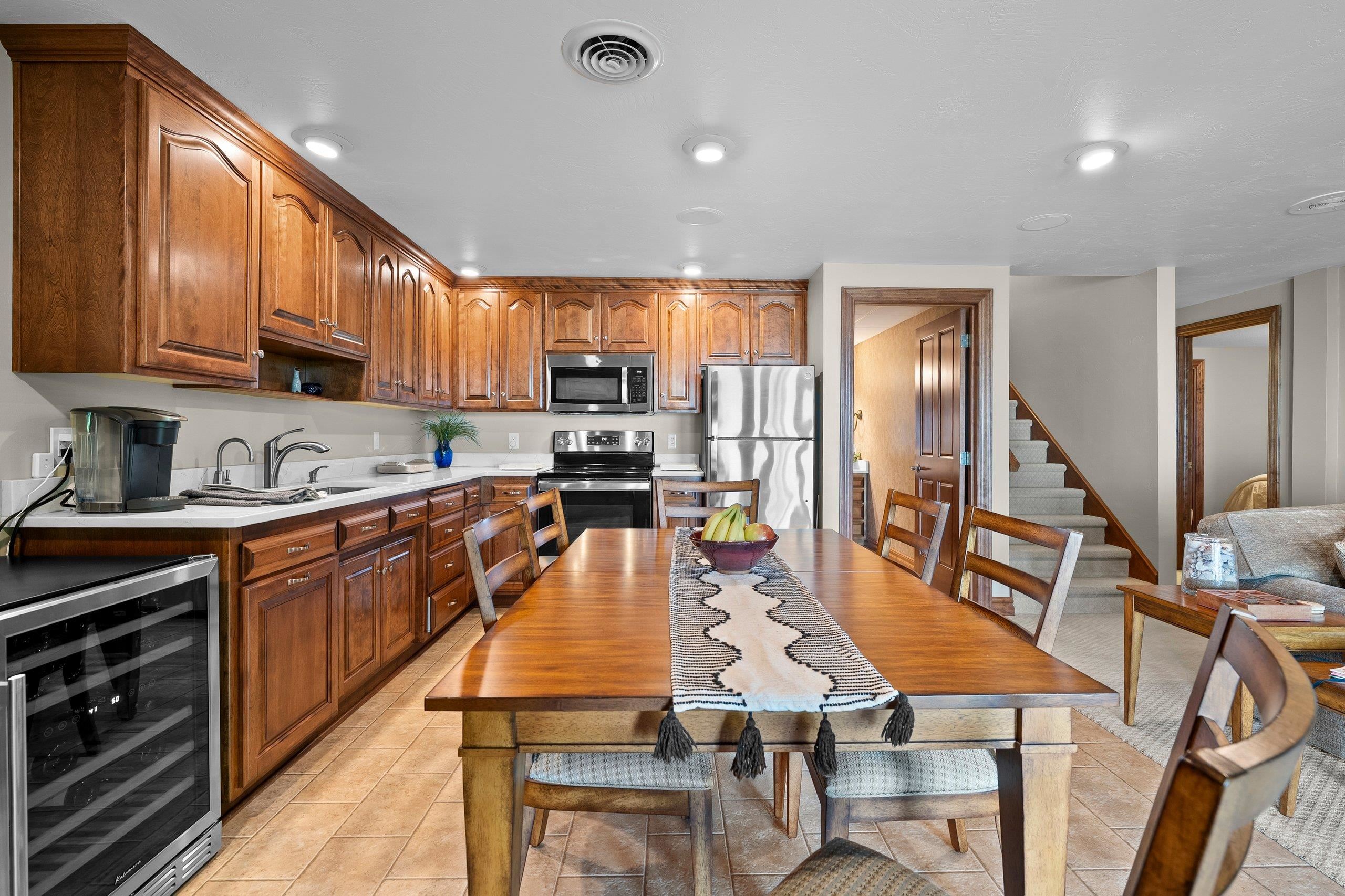 5035 EDGEWATER BEACH Road