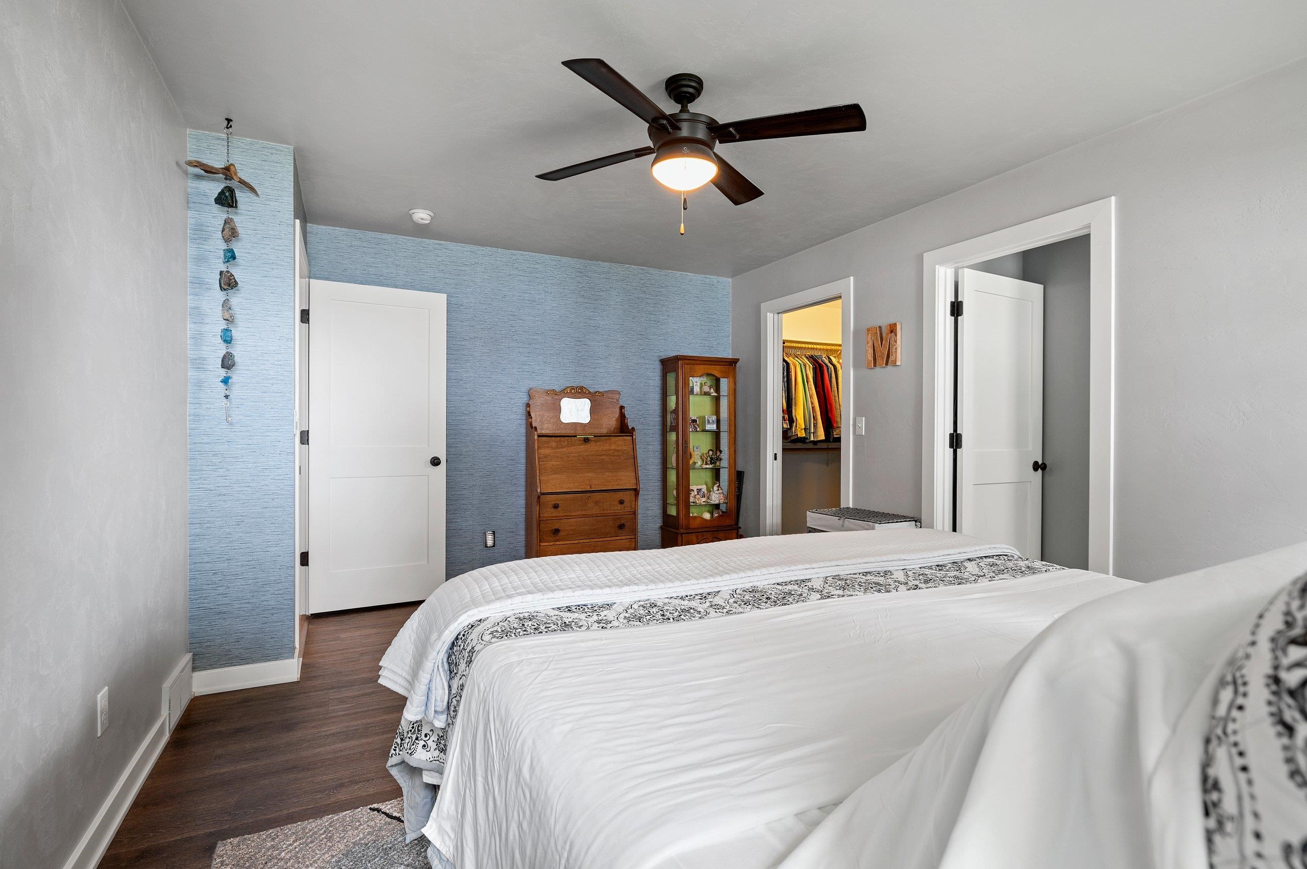 5011 EDGEWATER BEACH Road