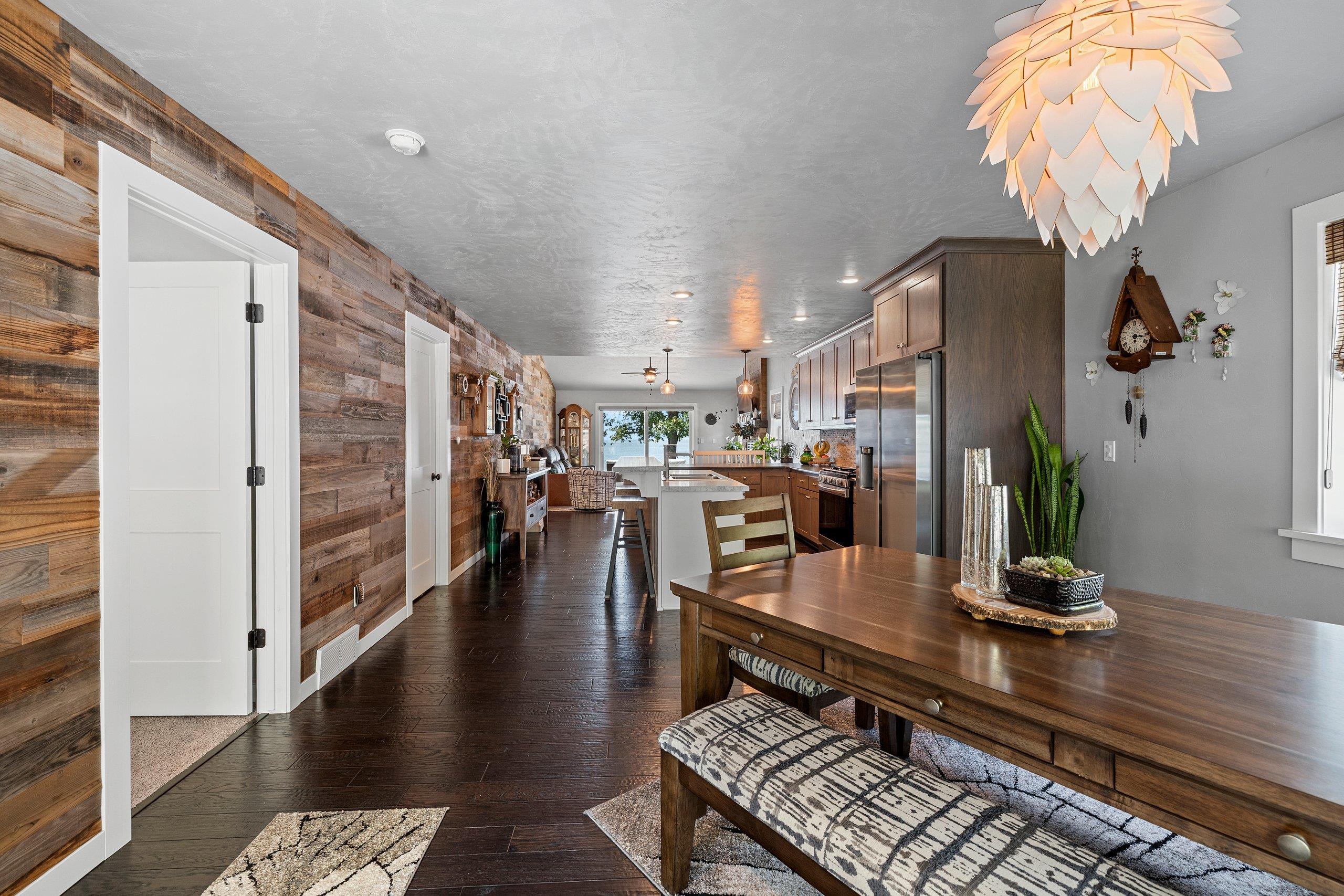 5011 EDGEWATER BEACH Road