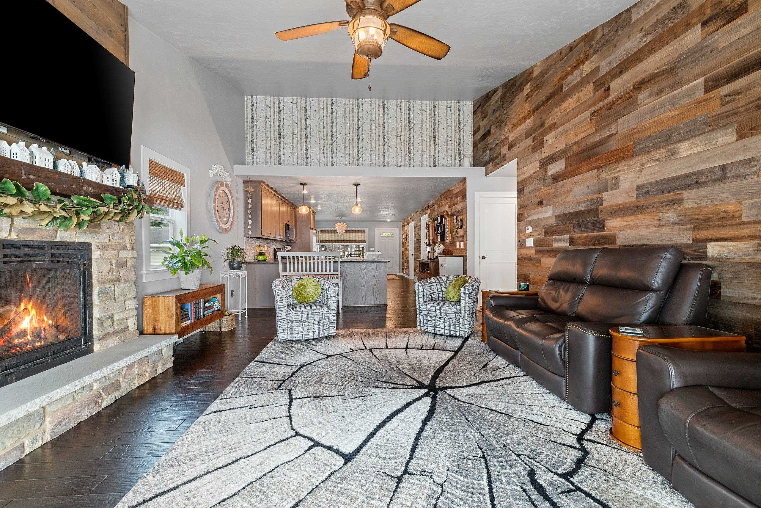 5011 EDGEWATER BEACH Road